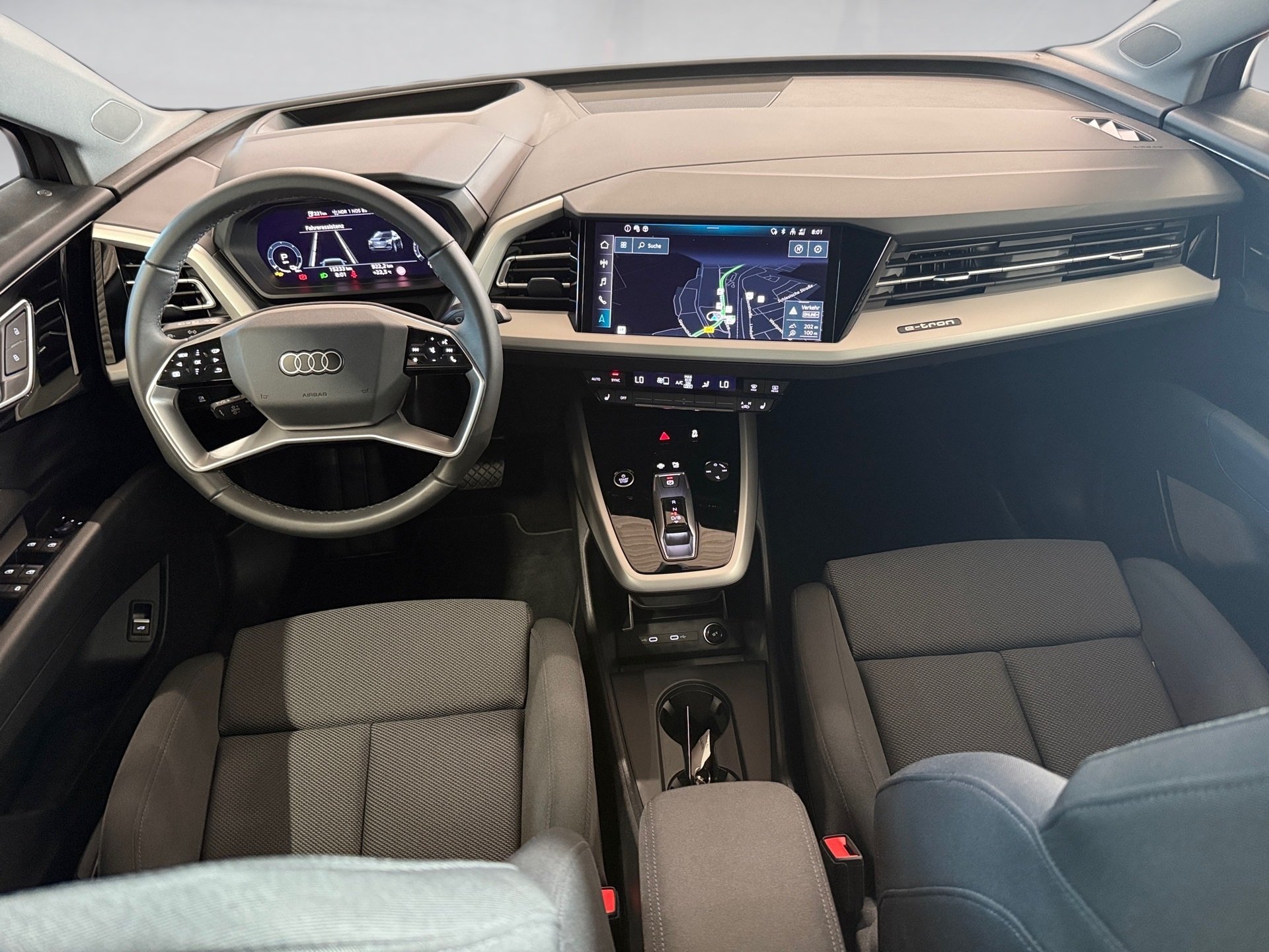 Q4 e-tron 45 Navi HuD ACC LED RFK Wärmepumpe ACC