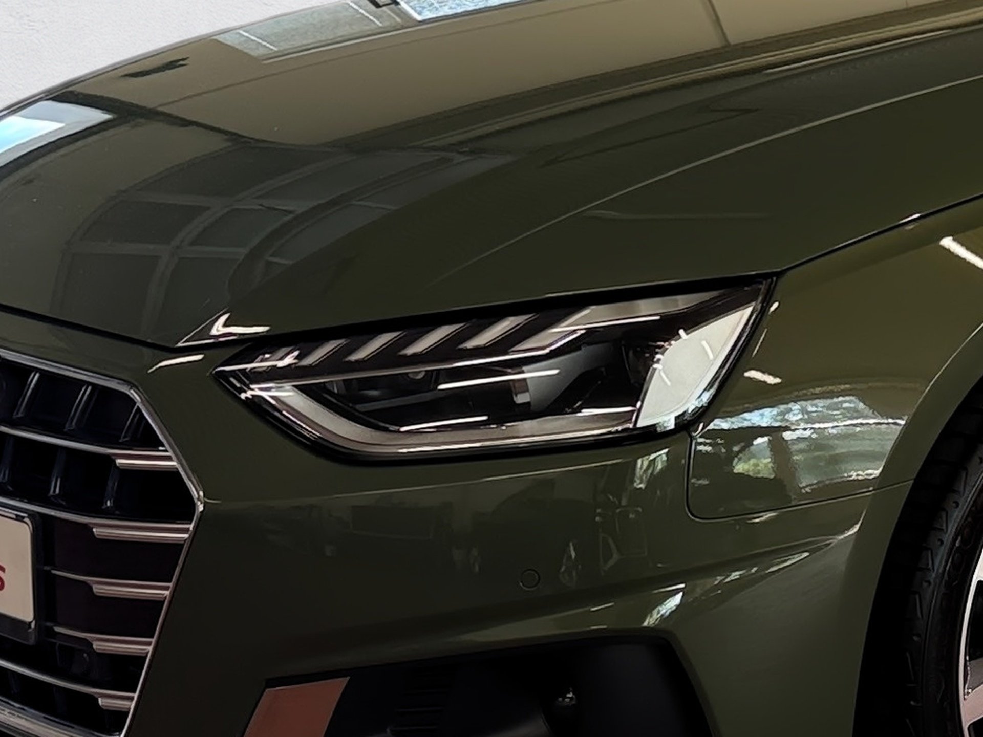 A4 Avant 35 TFSI advanced S-tronic LED Navi AHK PDC