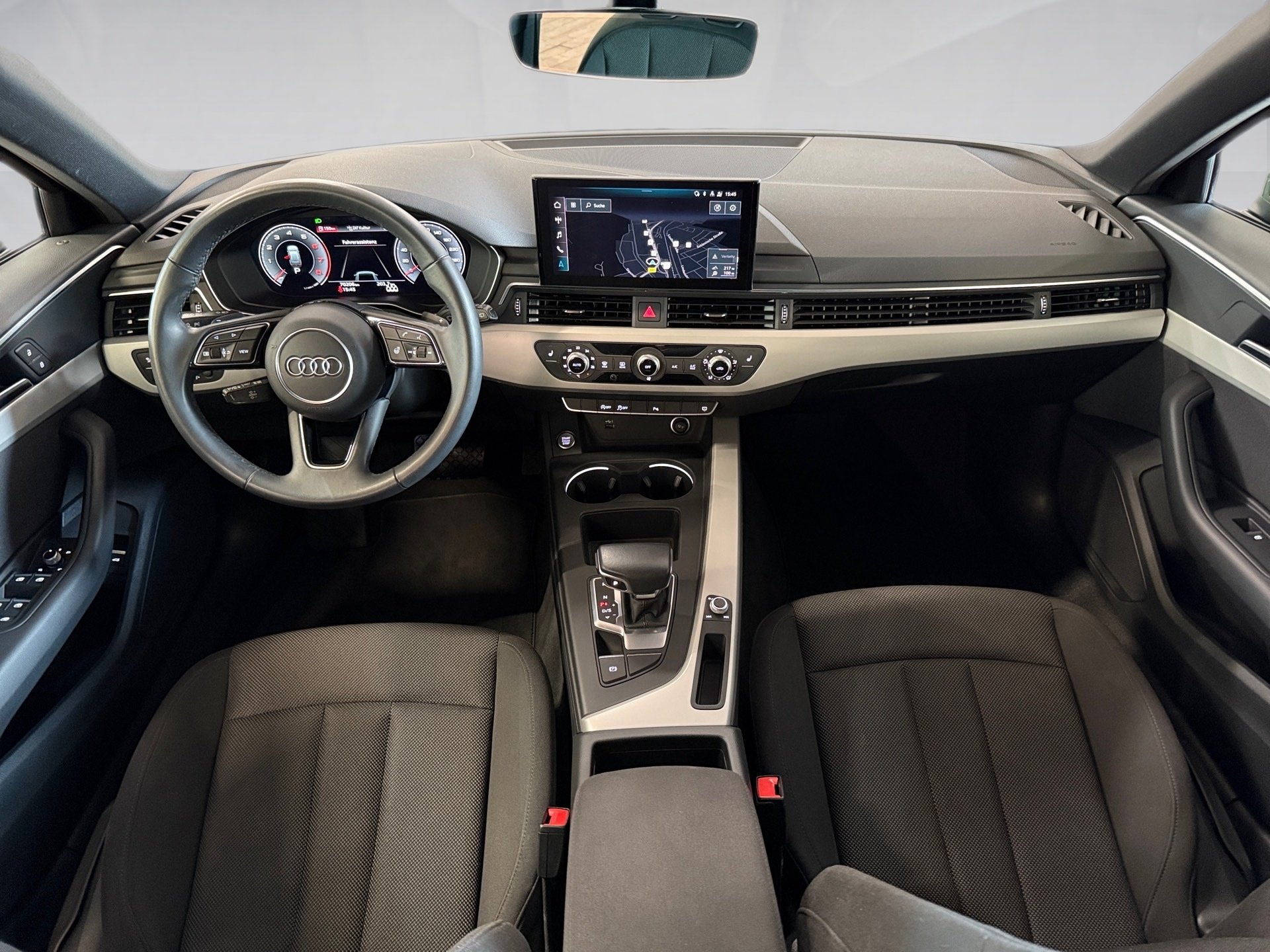A4 Avant 35 TFSI advanced S-tronic LED Navi AHK PDC