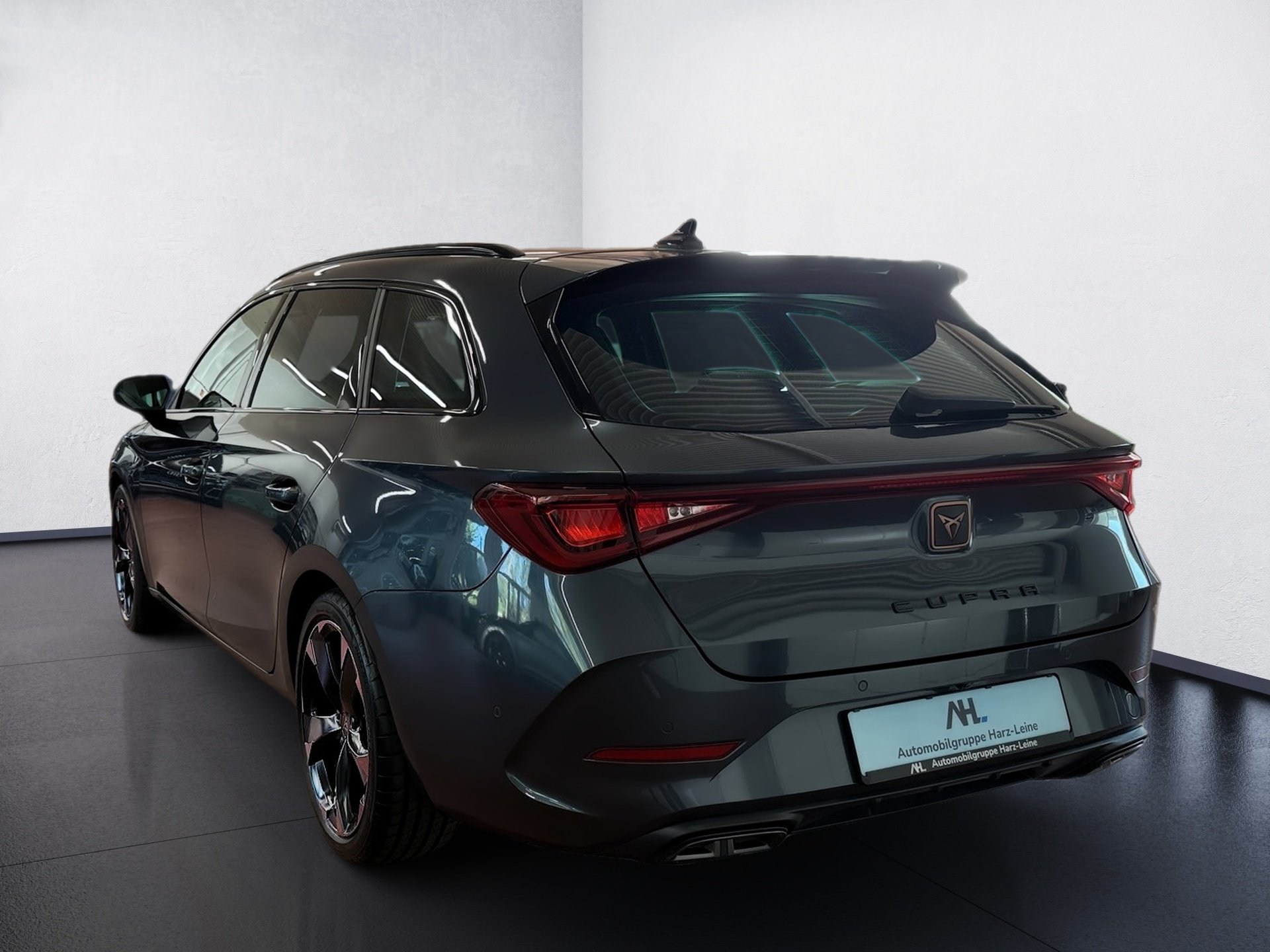 Leon Sportstourer 1.5 eTSI DSG Matrix Navi ACC RFK