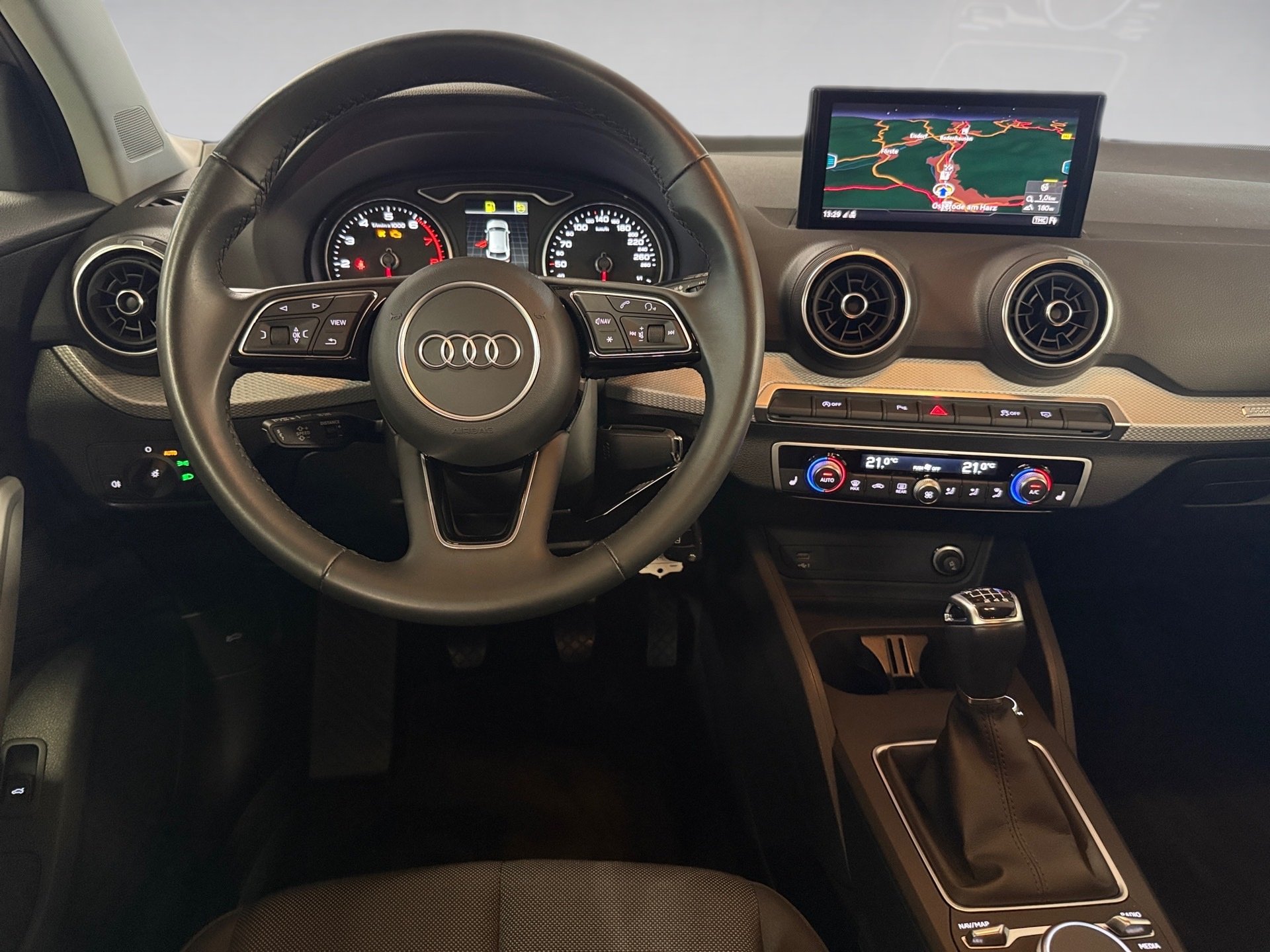 Q2 35 TFSI advanced LED Navi ACC AHK RFK ACC AHK