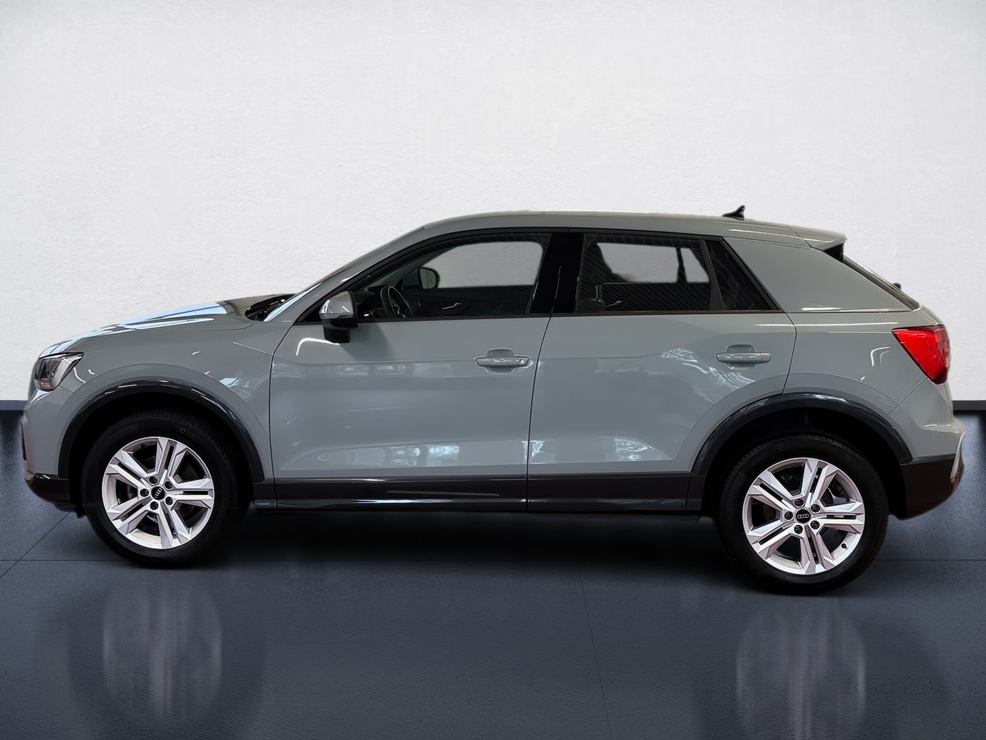 Q2 35 TFSI advanced LED Navi ACC AHK RFK ACC AHK