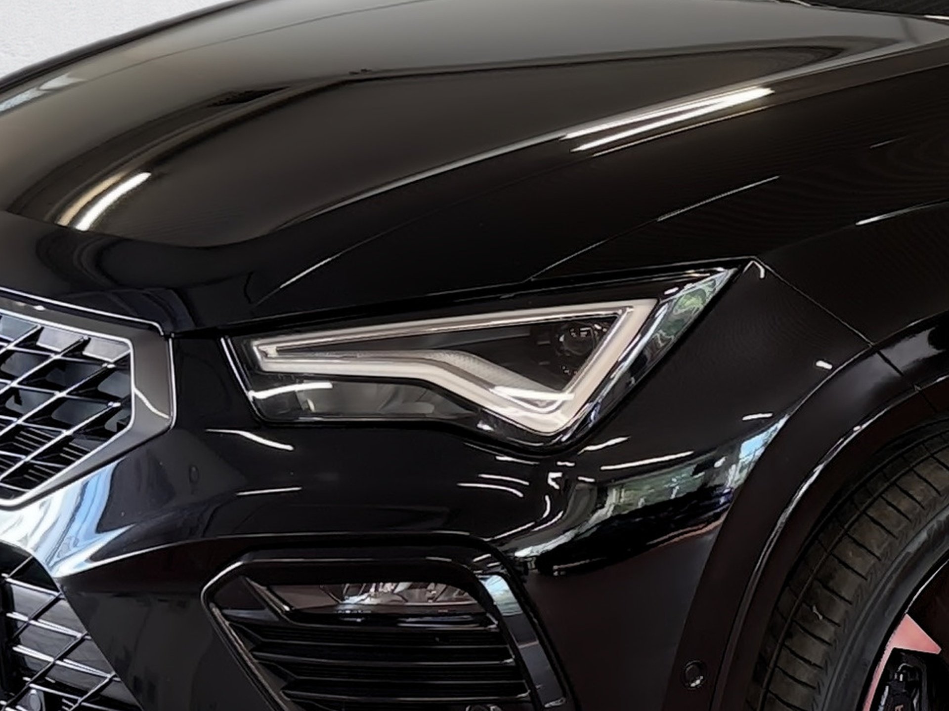 Ateca 2.0 TSI 4Drive DSG LED Navi ACC Pano 360