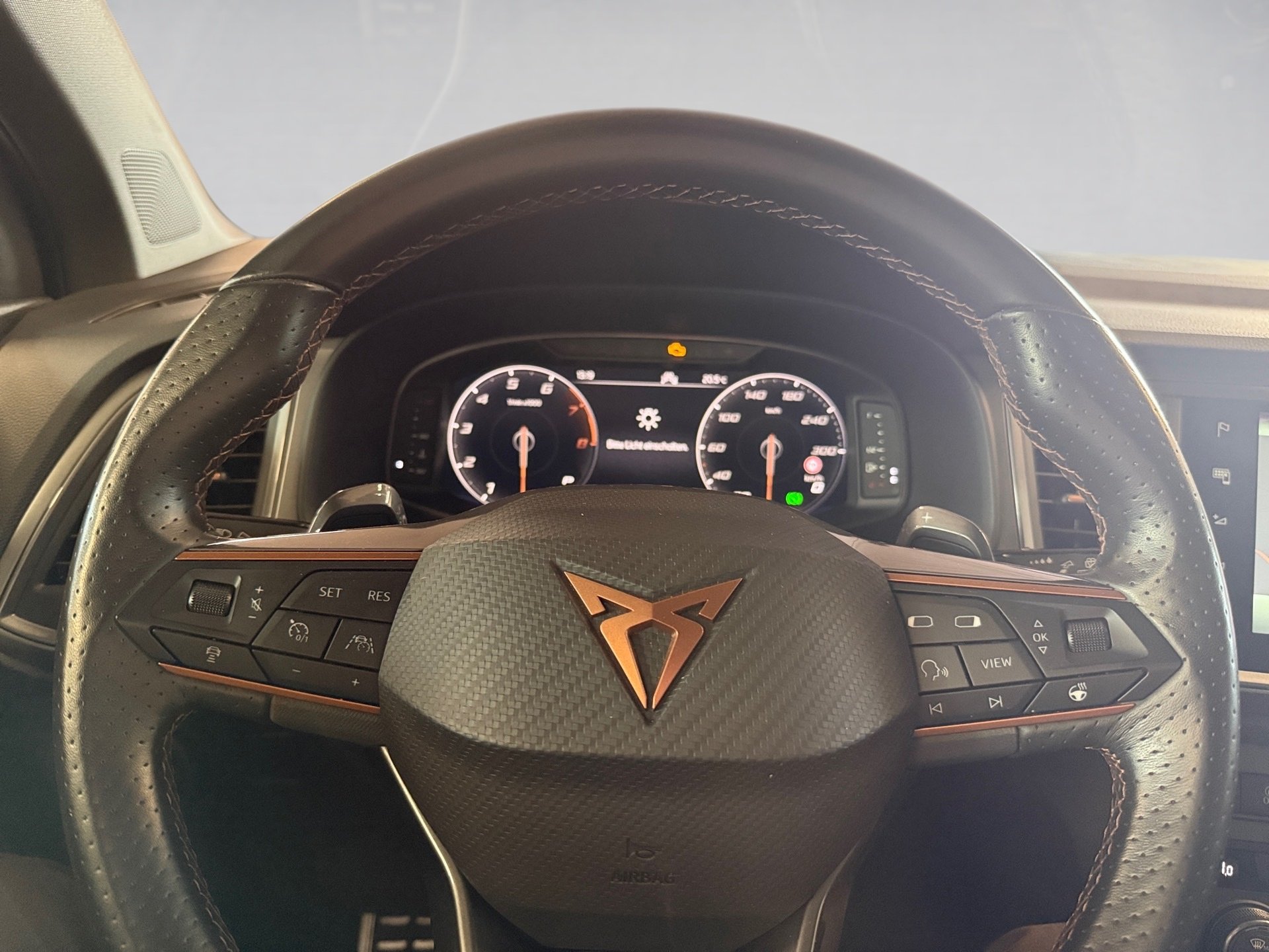Ateca 2.0 TSI 4Drive DSG LED Navi ACC Pano 360
