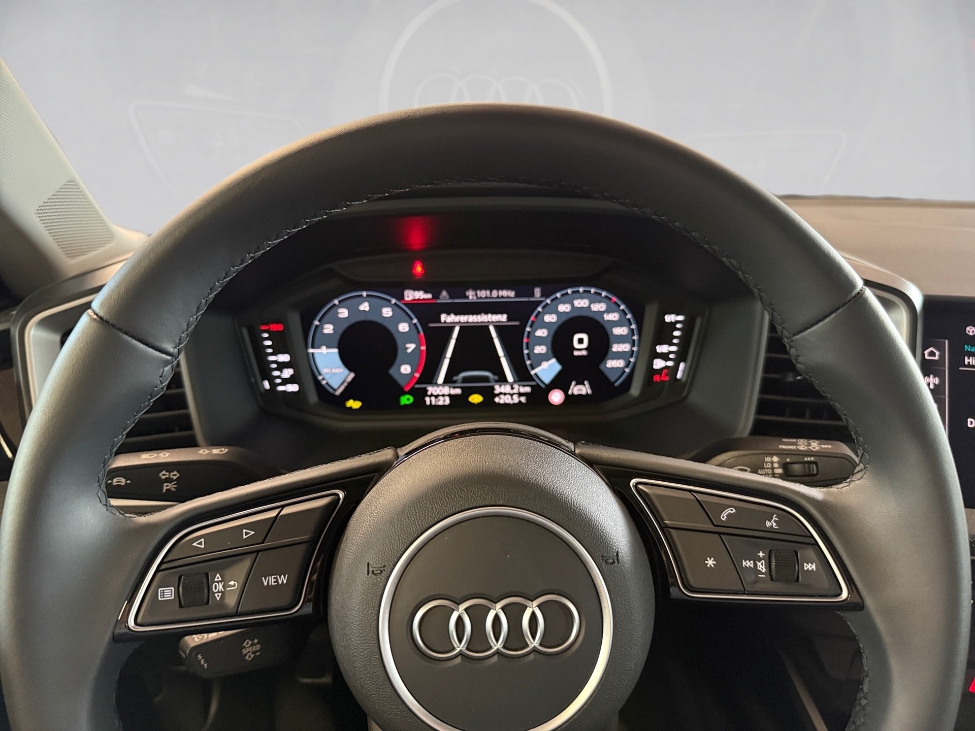 A1 Sportback 30 TFSI advanced LED GRA SHZ VC LED
