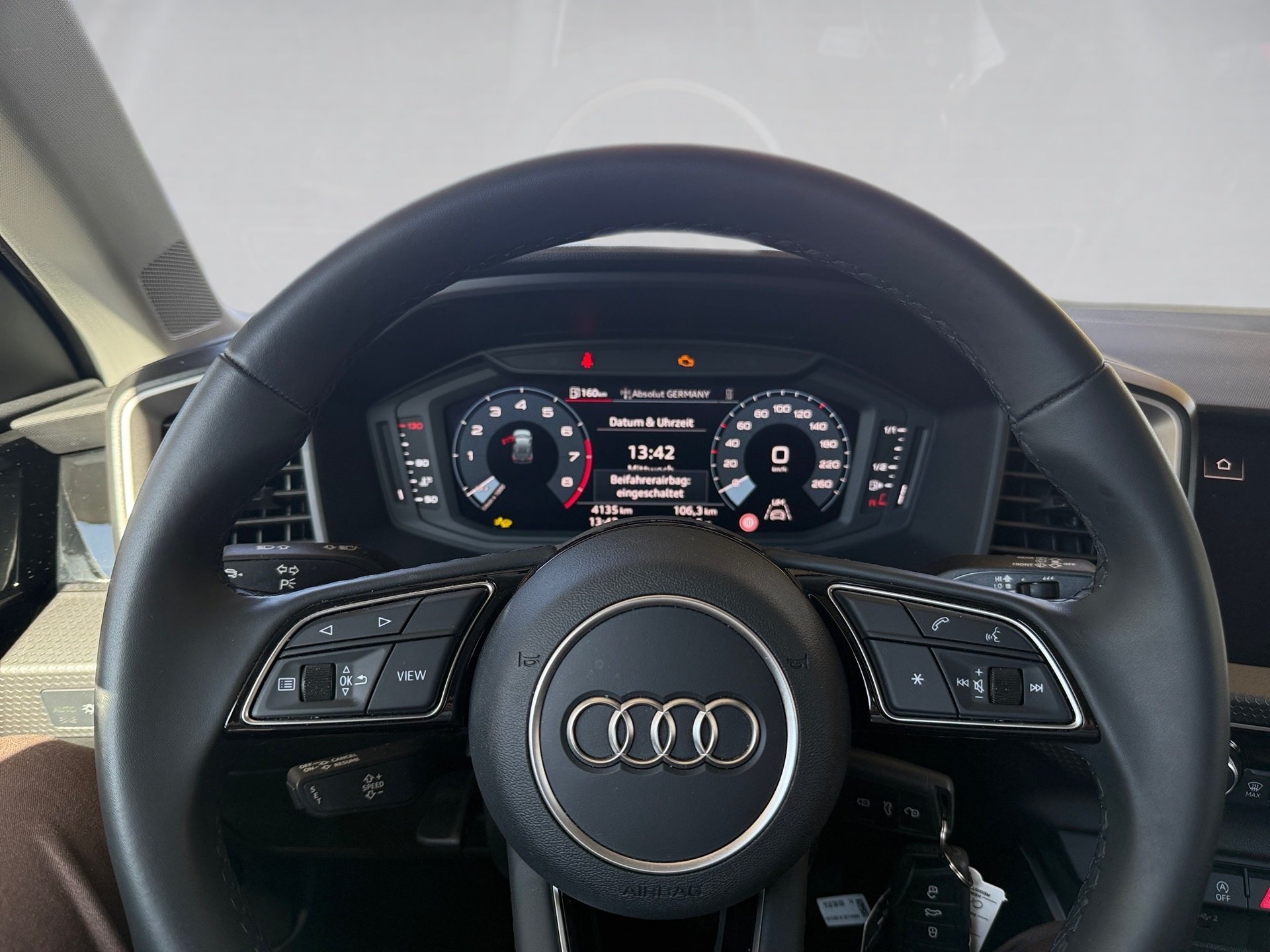 A1 Sportback 30 TFSI S line LED CarPlay Sitzhzg.