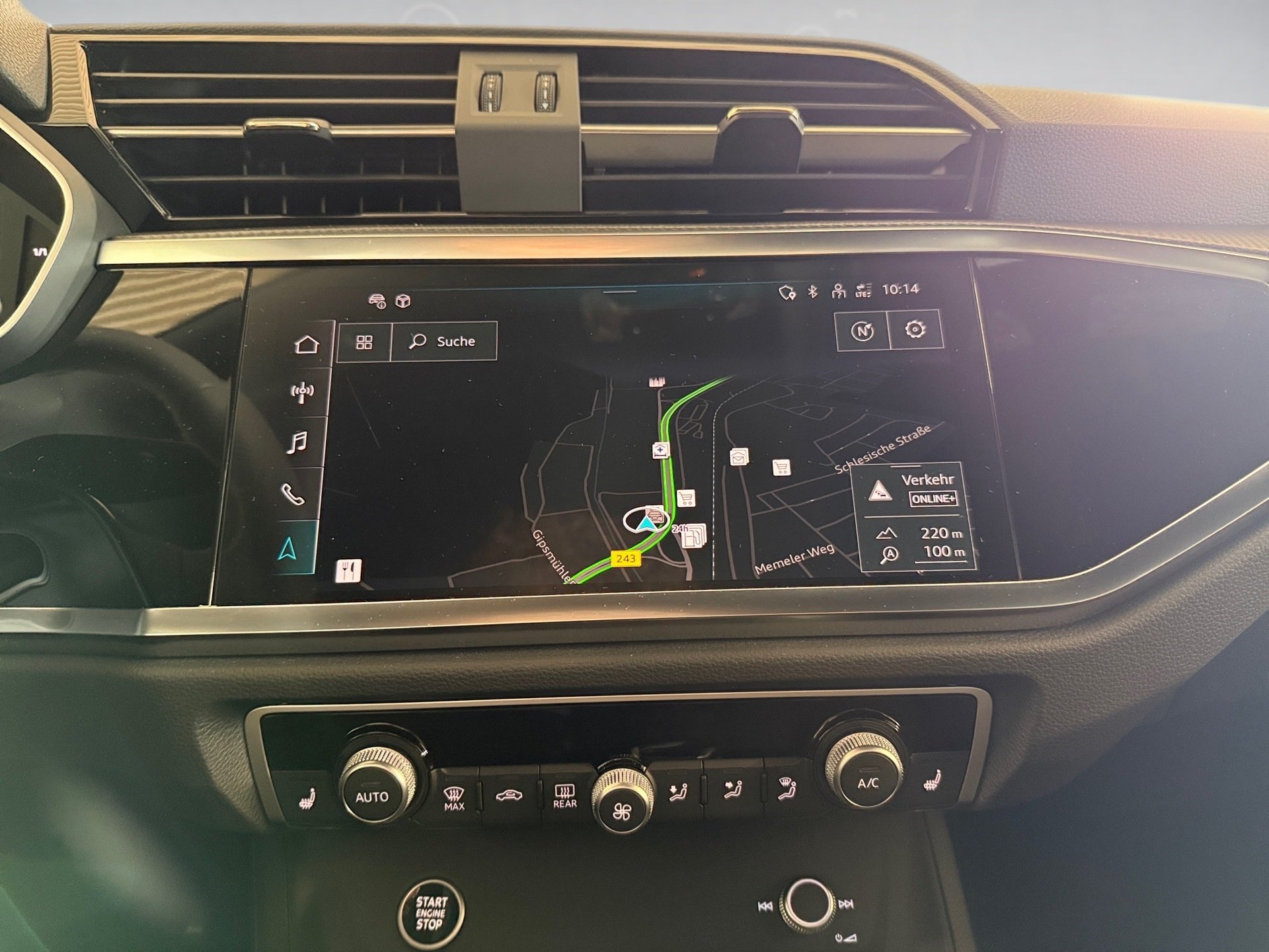 Q3 35 TFSI S line S-tronic Matrix AHK Navi ACC 360° Optik schwarz plus