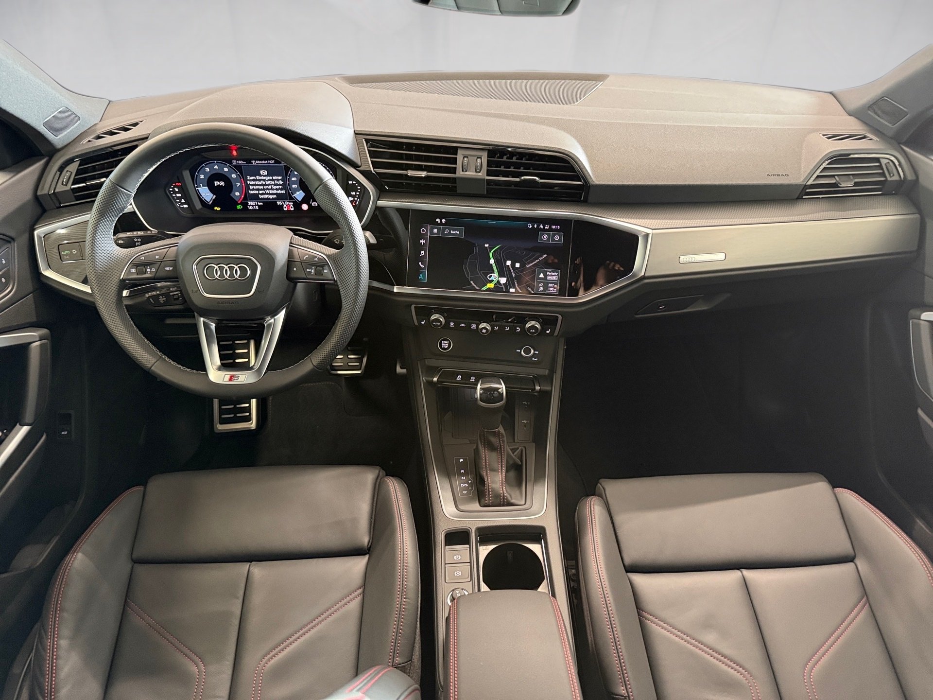 Q3 35 TFSI S line S-tronic Matrix AHK Navi ACC 360° Optik schwarz plus