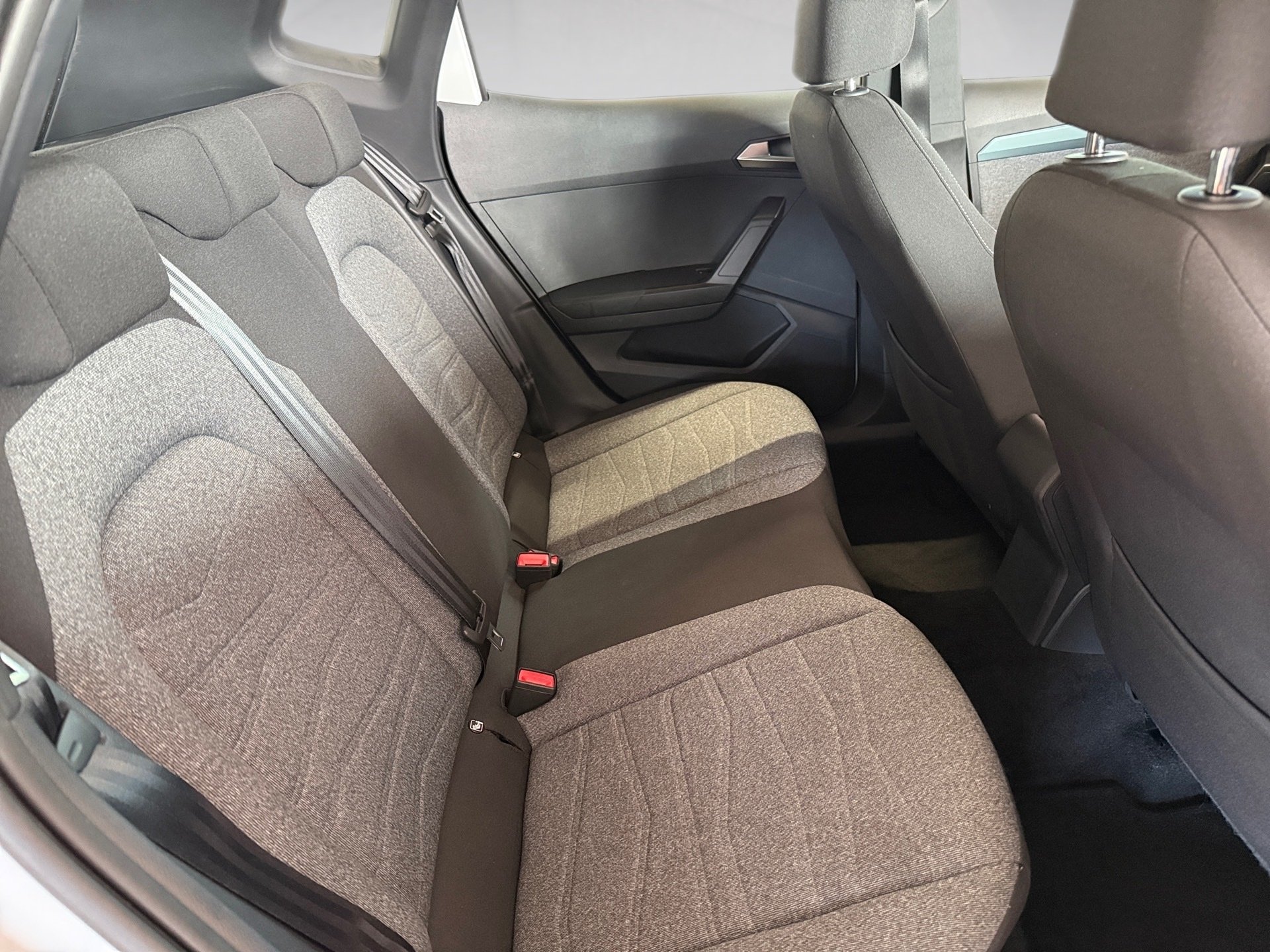 Arona 1.0 TSI Xperience DSG LED Navi ACC AHK RFK