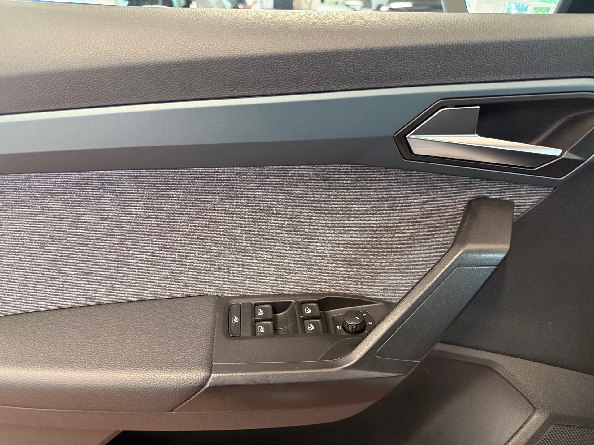 Arona 1.0 TSI Xperience DSG LED Navi ACC AHK RFK