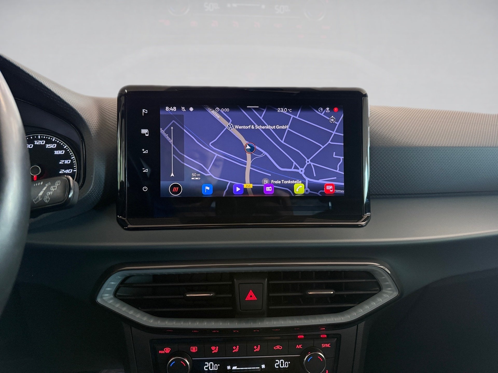 Arona 1.0 TSI Xperience DSG LED Navi ACC AHK RFK