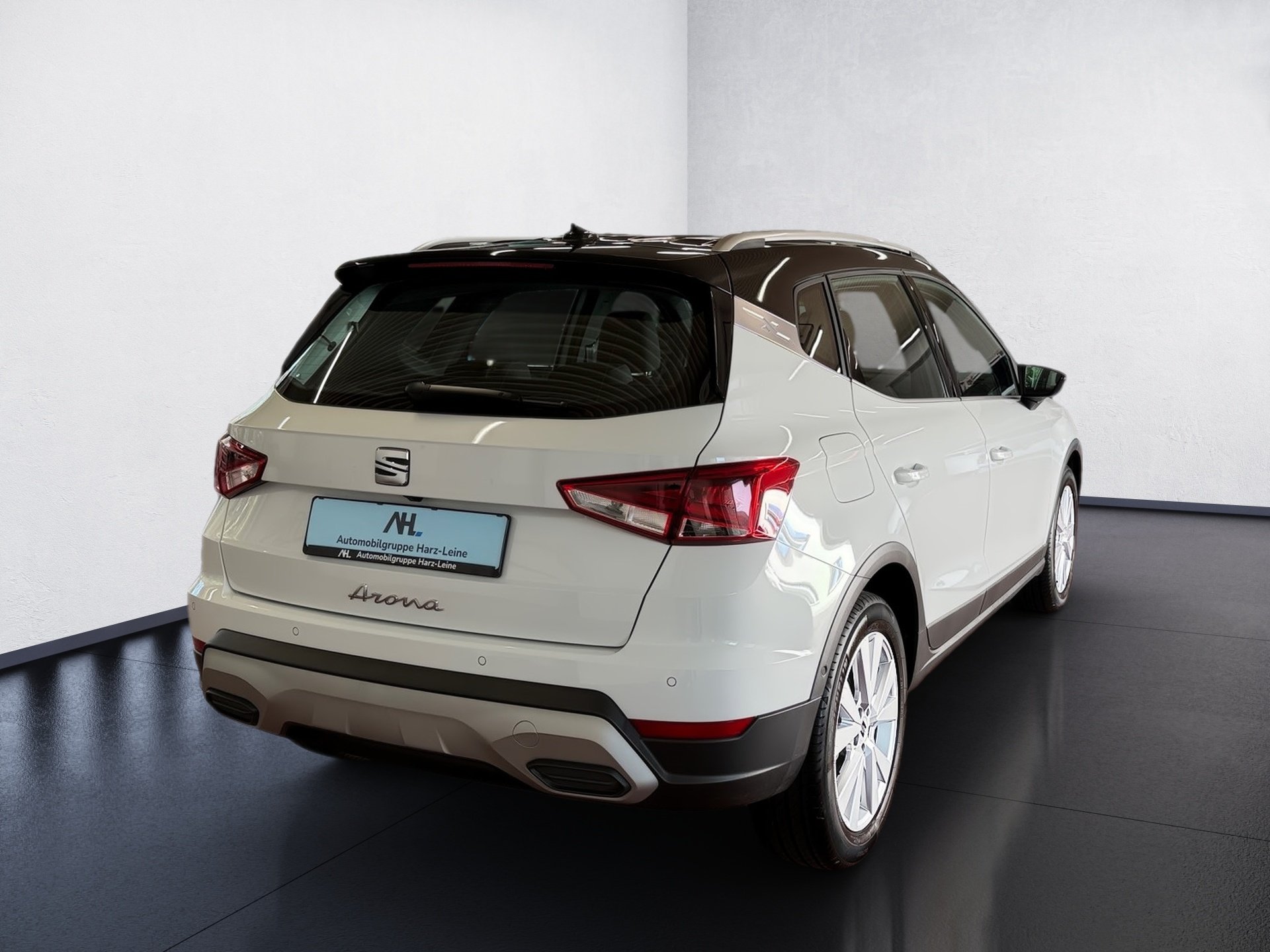 Arona 1.0 TSI Xperience DSG LED Navi ACC AHK RFK