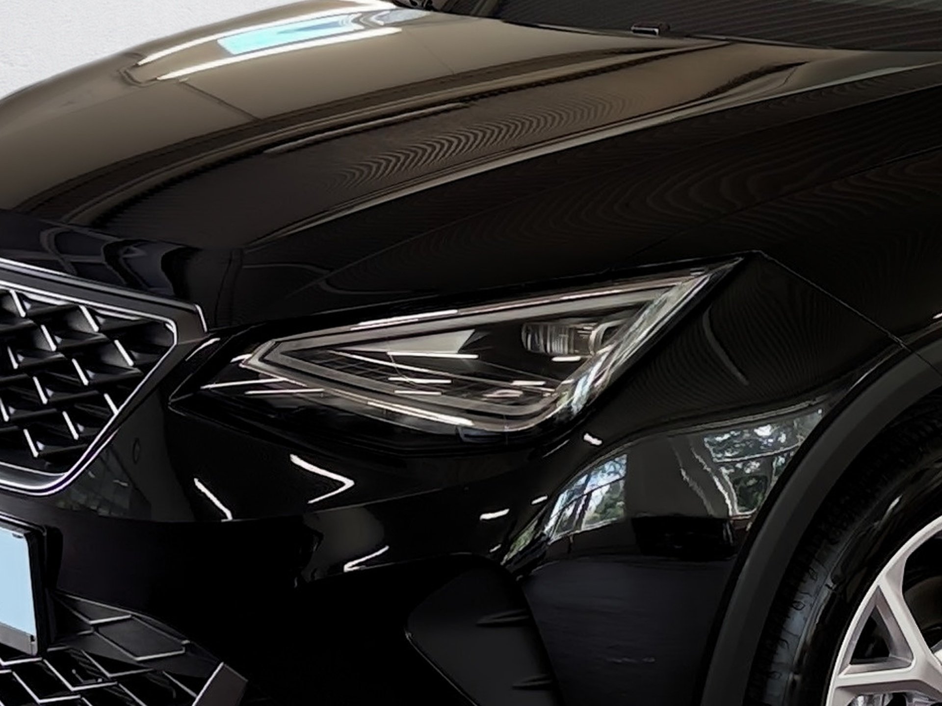 Arona 1.0 TSI FR DSG LED Navi AHK PDC SHZ AHK LM