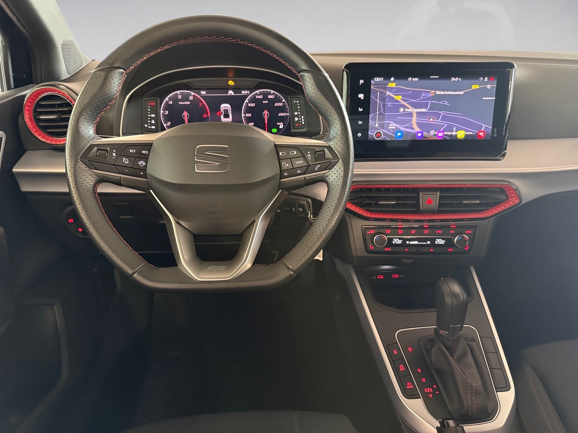 Arona 1.0 TSI FR DSG LED Navi AHK PDC SHZ AHK LM
