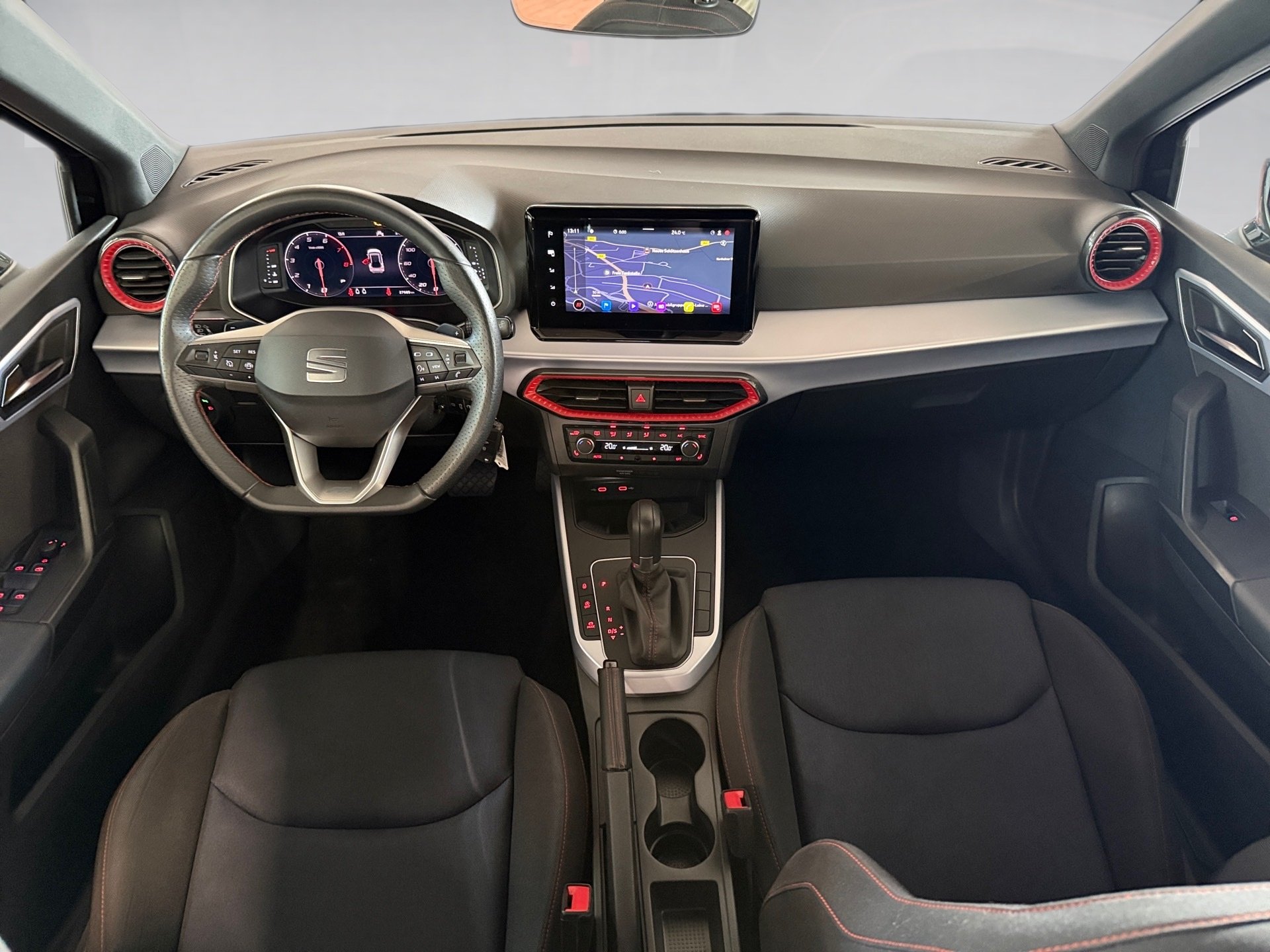 Arona 1.0 TSI FR DSG LED Navi AHK PDC SHZ AHK LM