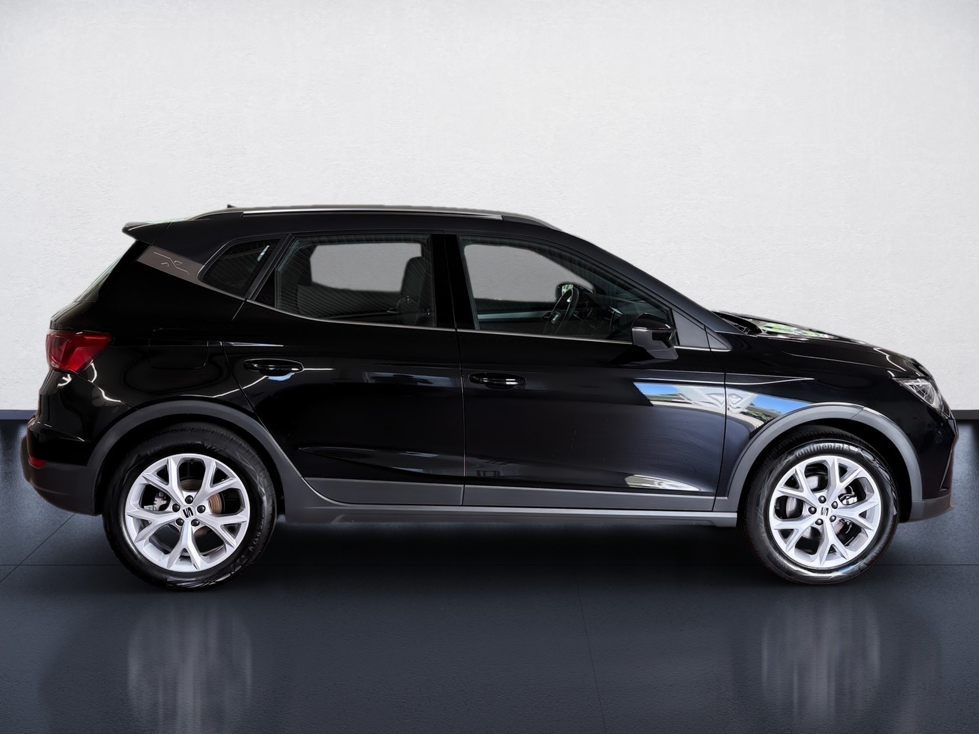 Arona 1.0 TSI FR DSG LED Navi AHK PDC SHZ AHK LM