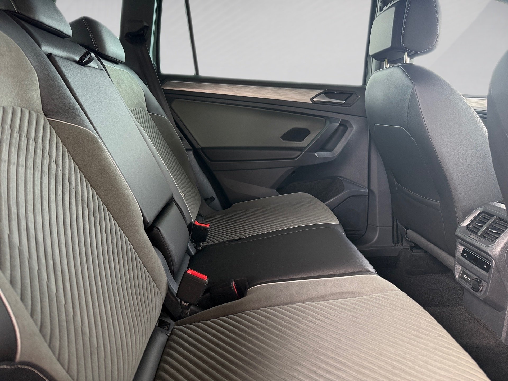 Tarraco 1.5 TSI Xperience DSG AHK LED Navi ACC RFK FullLink