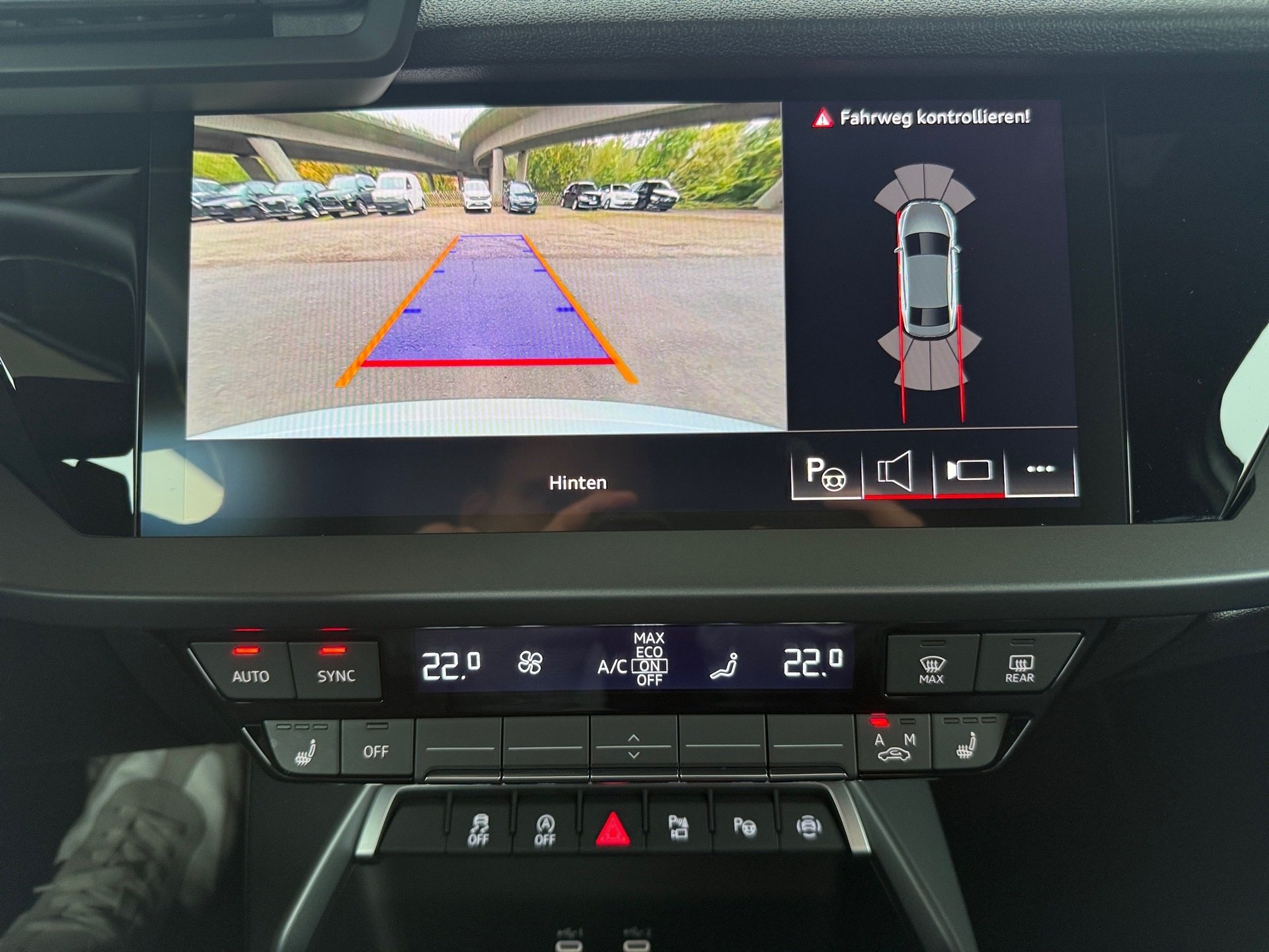 A3 Limousine 35 TFSI S line S-tronic AHK Navi ACC RFK Optik schwarz plus