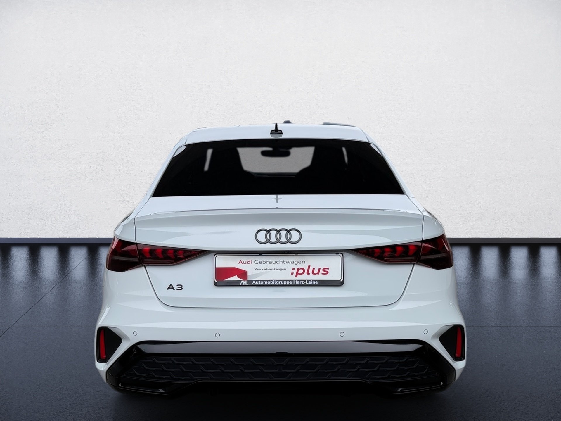A3 Limousine 35 TFSI S line S-tronic AHK Navi ACC RFK Optik schwarz plus
