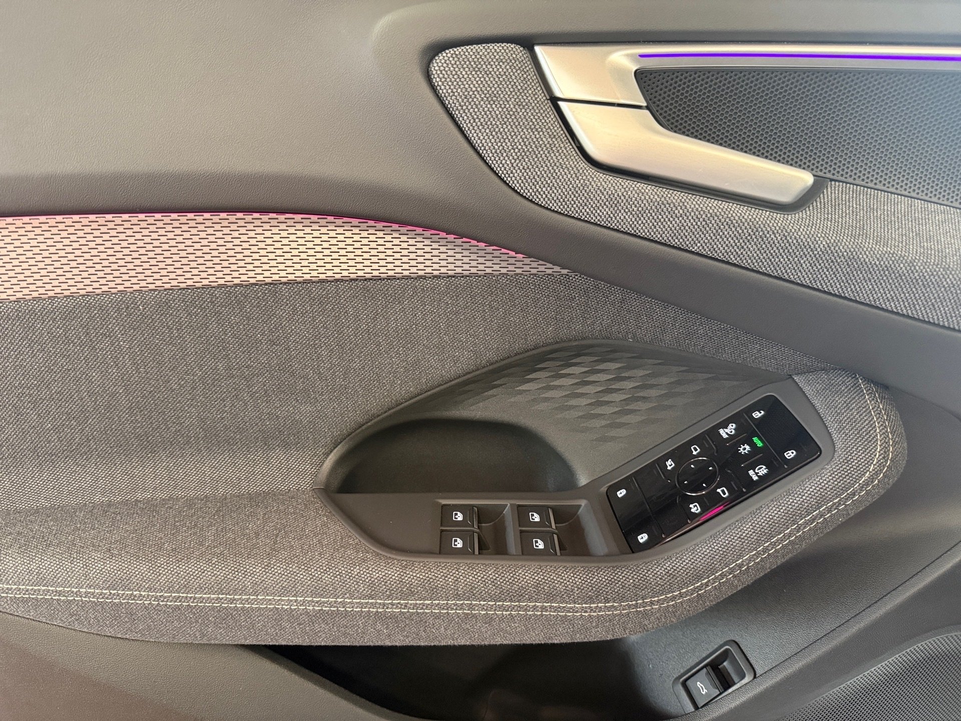 A5 Limousine TDI edition one S line S-tronic Matrix AHK Pano 360° Standhzg.