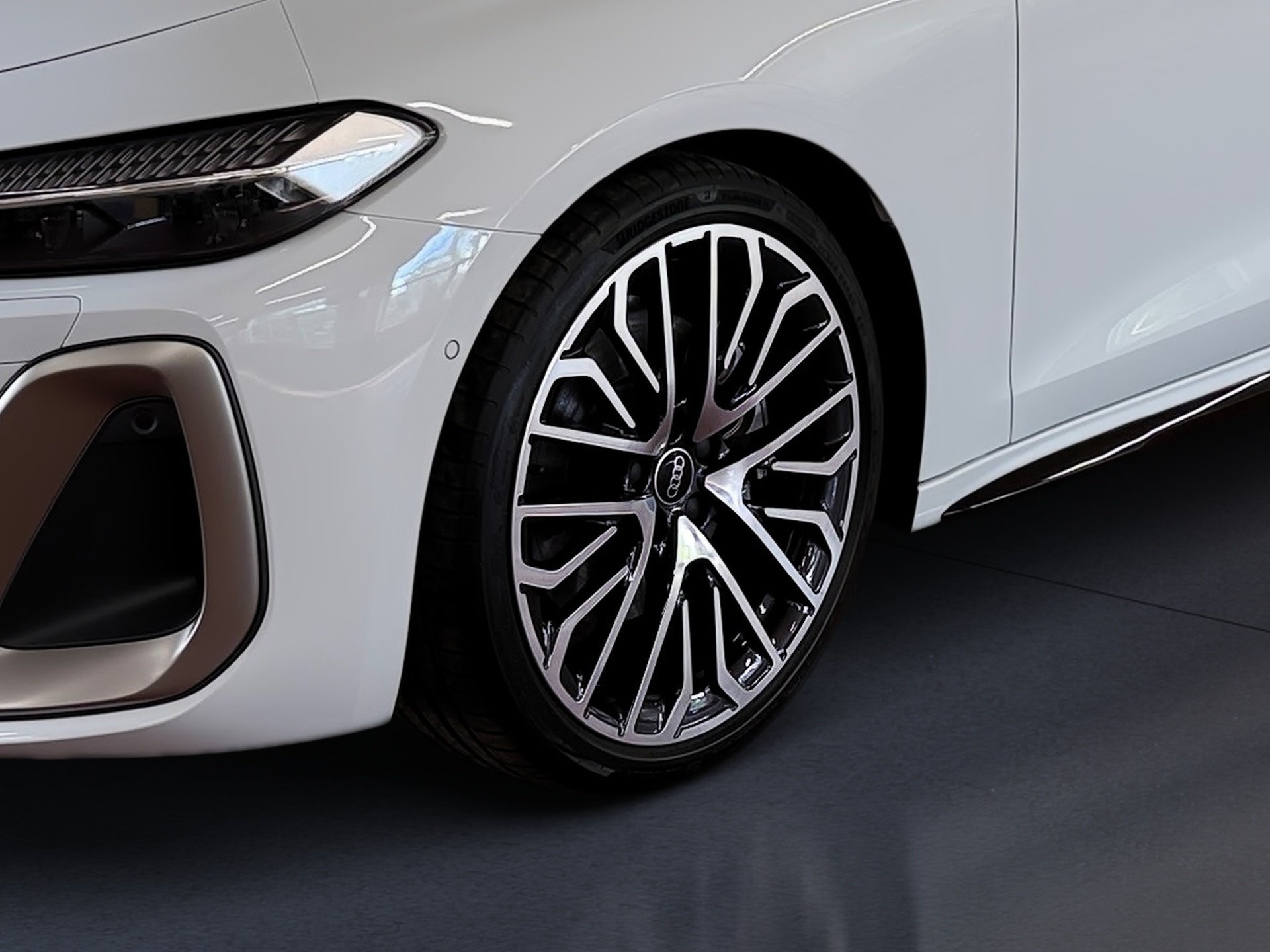 A5 Limousine TDI edition one S line S-tronic Matrix AHK Pano 360° Standhzg.