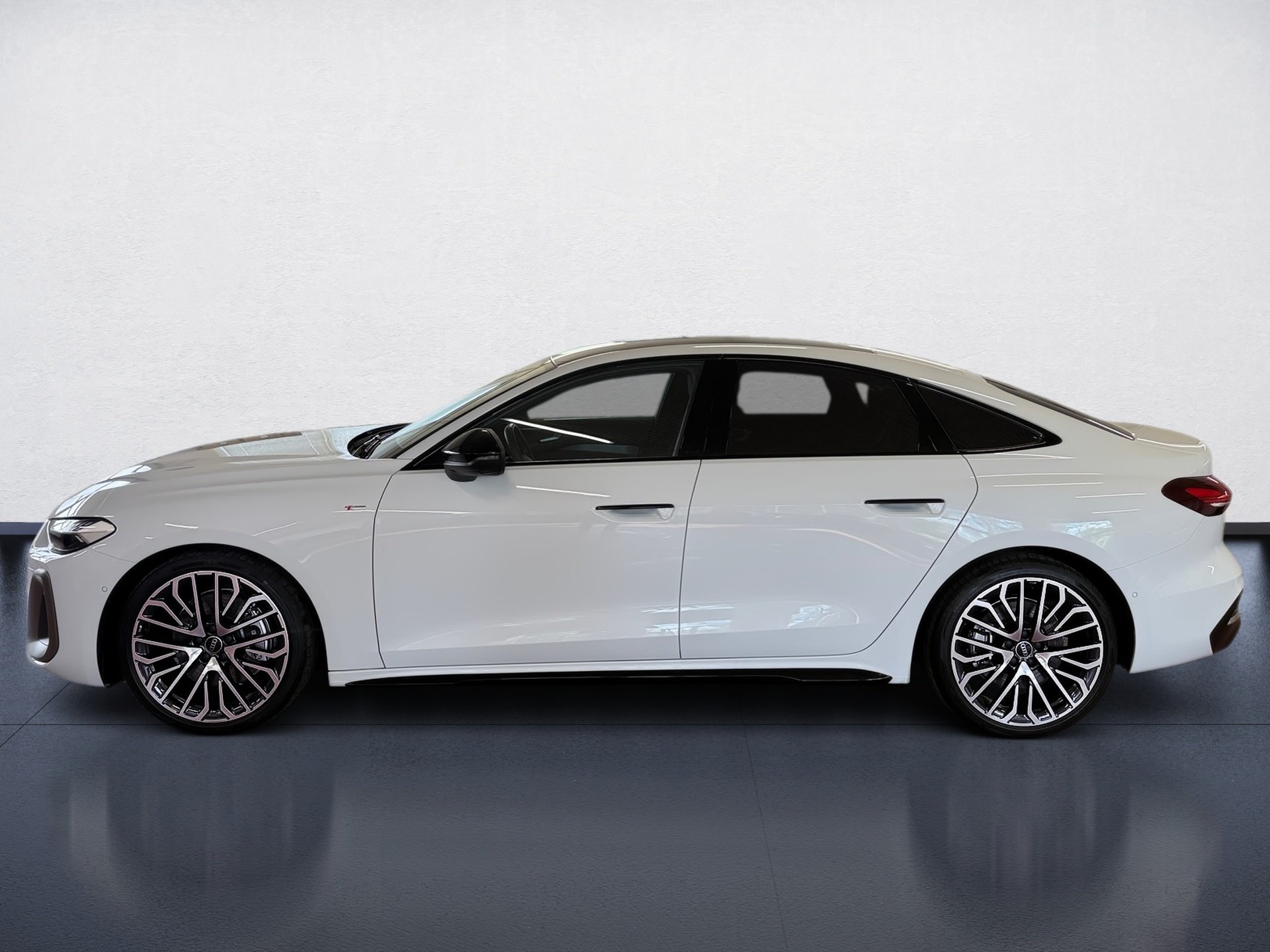 A5 Limousine TDI edition one S line S-tronic Matrix AHK Pano 360° Standhzg.