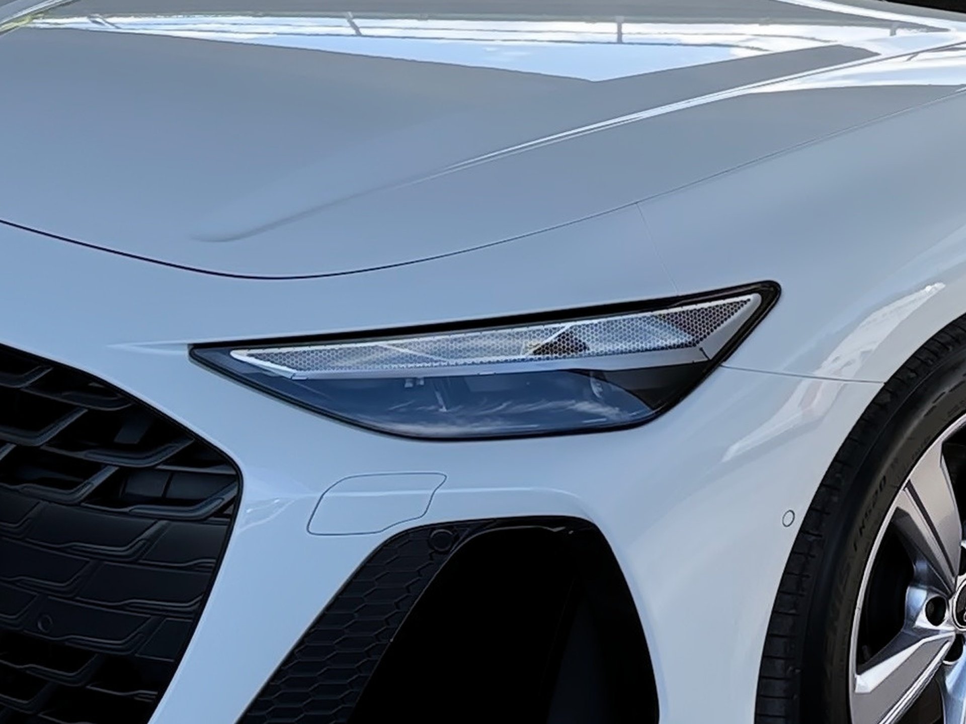 A6 Avant TDI S line quattro S-tronic Matrix AHK HuD Pano 360°