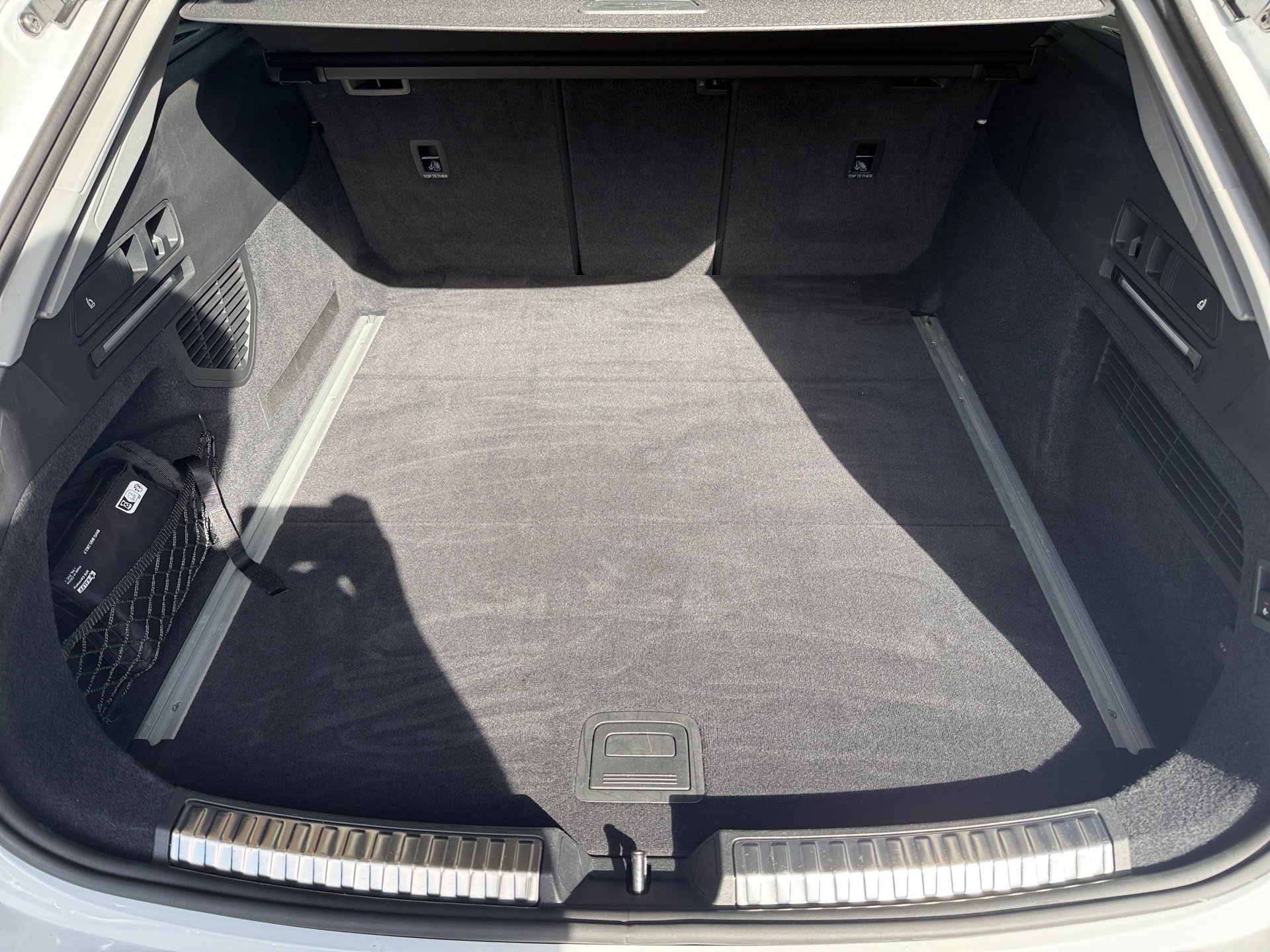 A6 Avant TDI S line quattro S-tronic Matrix AHK HuD Pano 360°