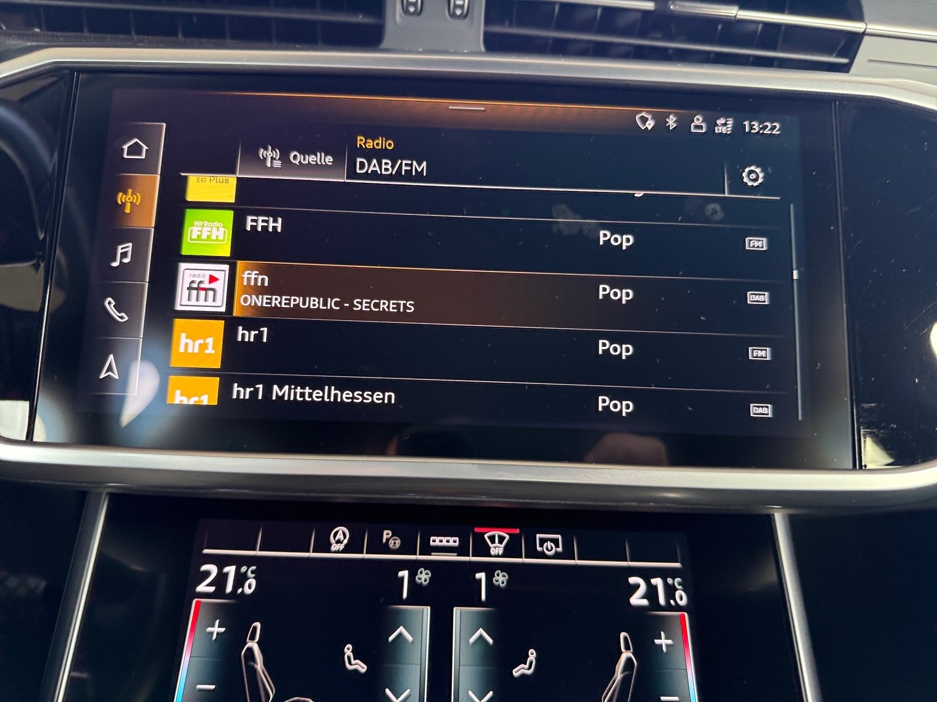 A6 Avant 45 TFSI S line quattro S-tronic AHK Navi ACC HuD Optik schwarz plus