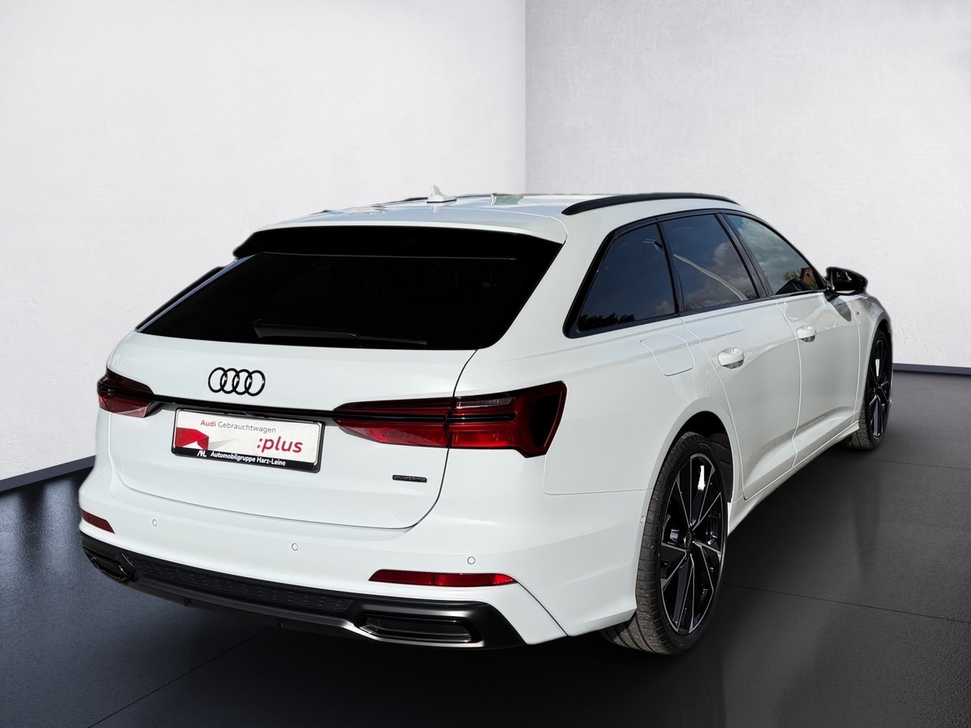 A6 Avant 45 TFSI S line quattro S-tronic AHK Navi ACC HuD Optik schwarz plus