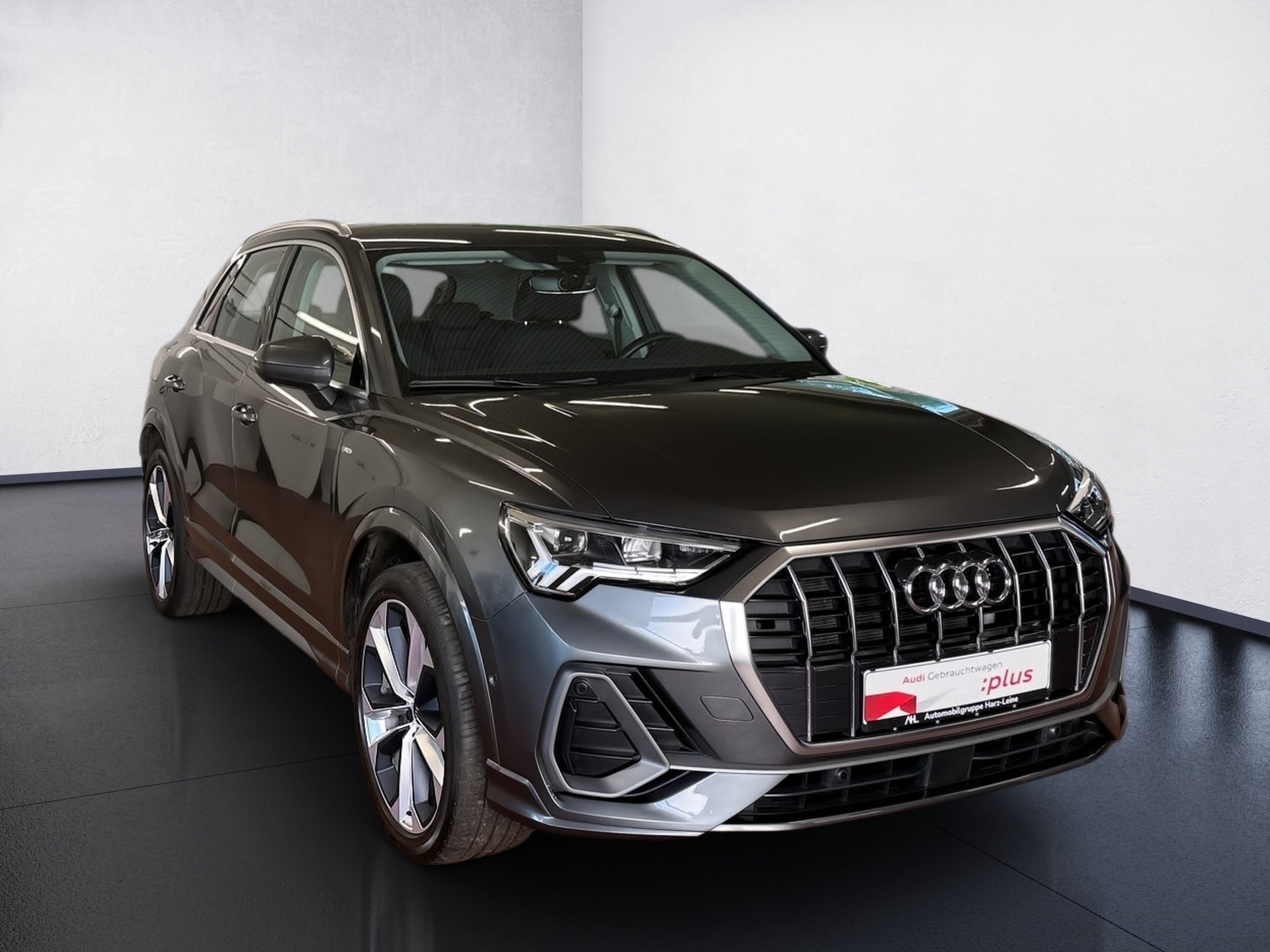 Q3 45 TFSIe S-line S-tronic LED Navi ACC AHK ACC