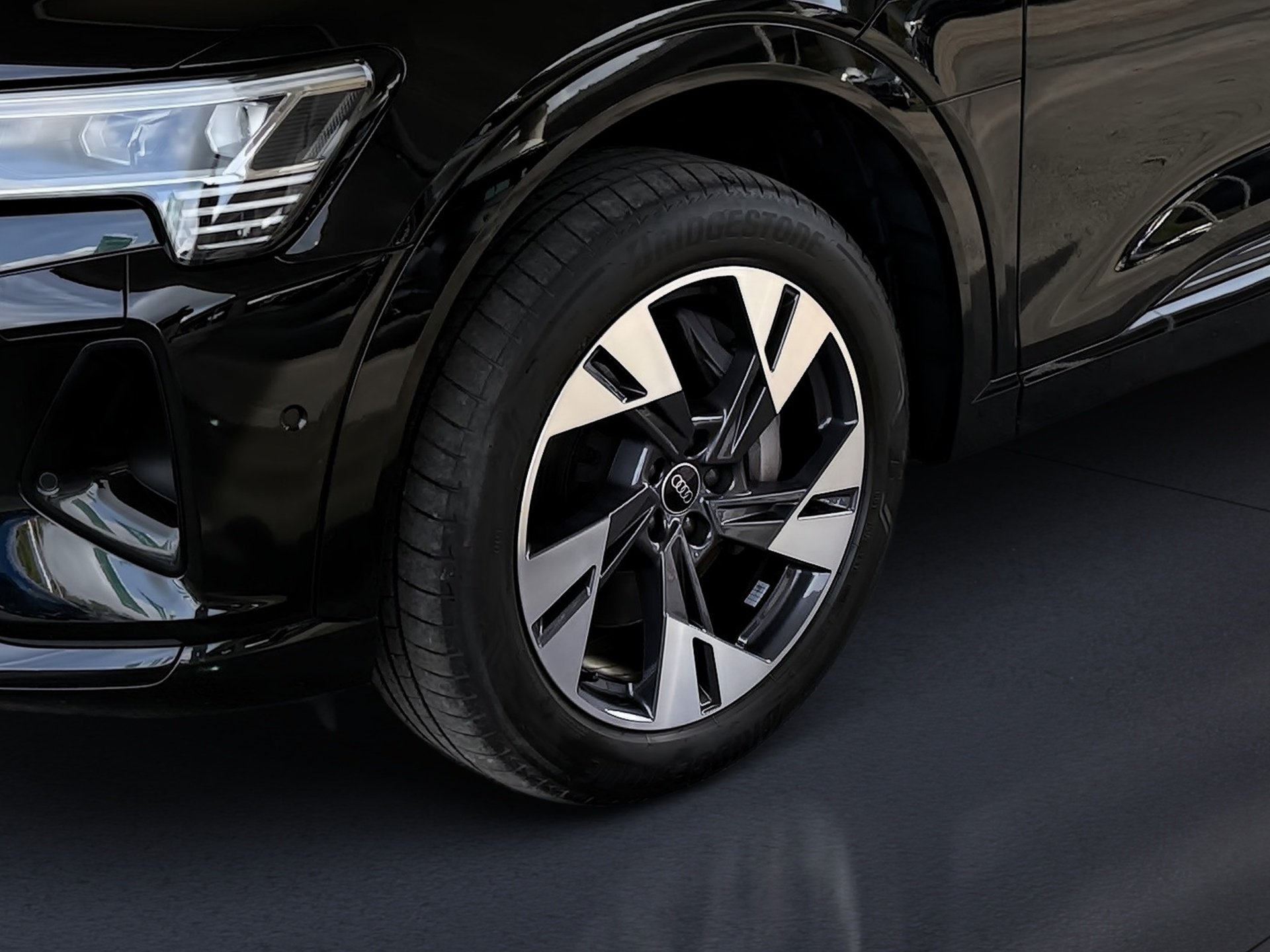 Q8 e-tron 50 advanced quattro Matrix Navi Luft