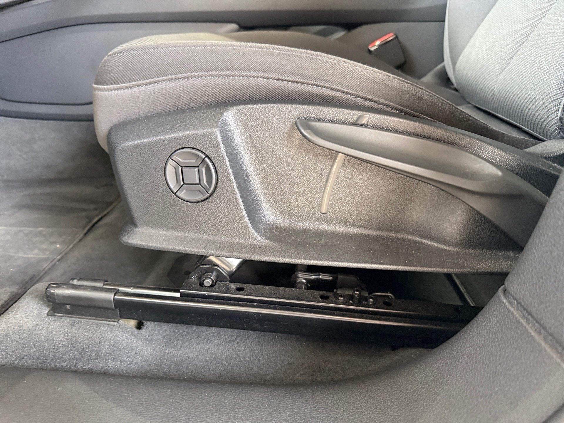 Q8 e-tron 50 advanced quattro Matrix Navi Luft