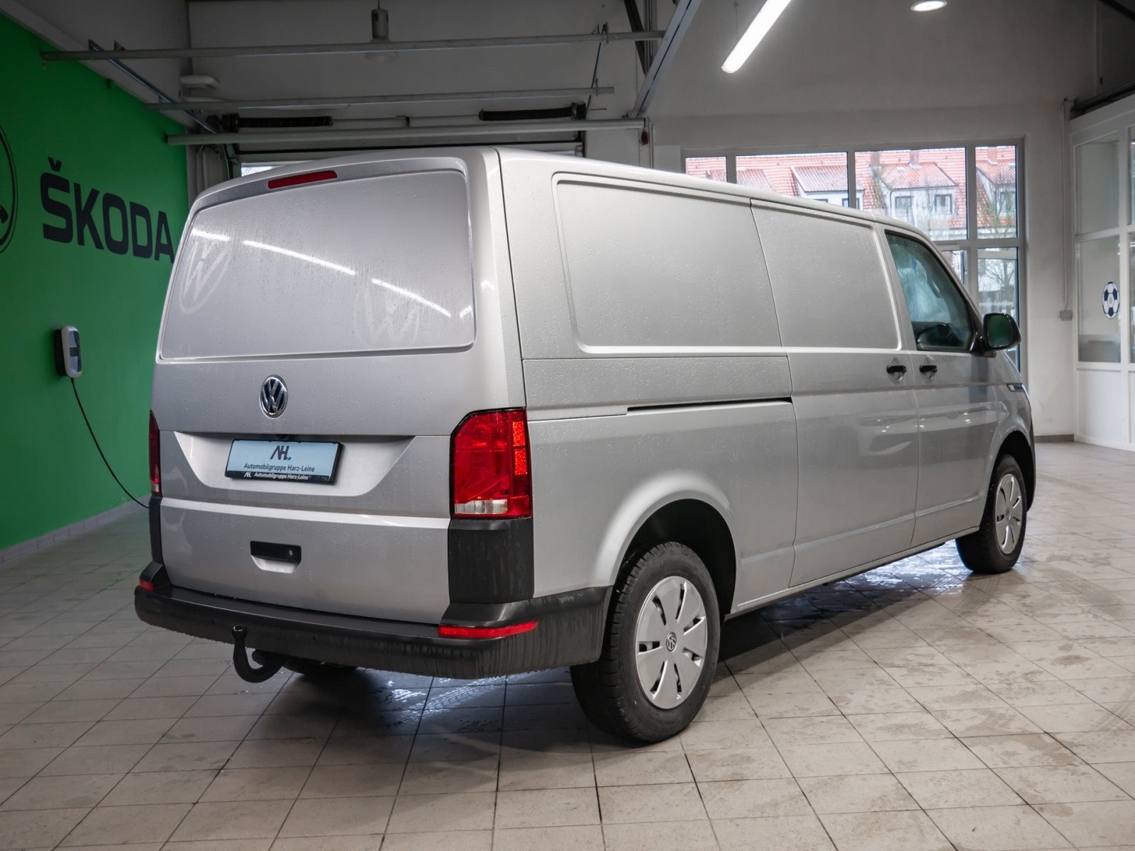 Transporter Kasten TDI+KLIMA+AHK+APP CONNECT+RÜCKFAHRKAMERA+PARK PILOT+SITZHEIZUNG
