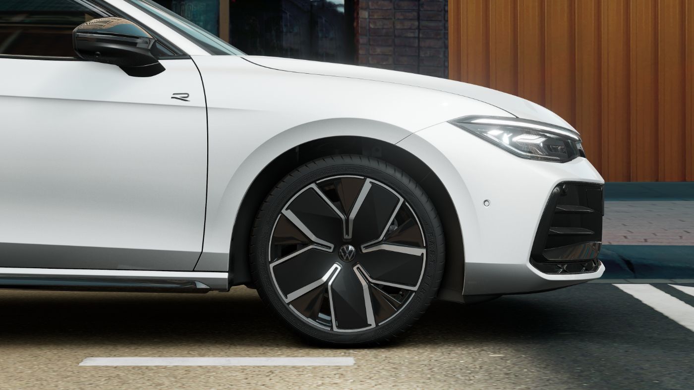 Passat Variant R-LINE TDI DSG 4MOTION+AHK+ALU 19+NEUES MODEL+R-LINE SIGNATURE+PANO