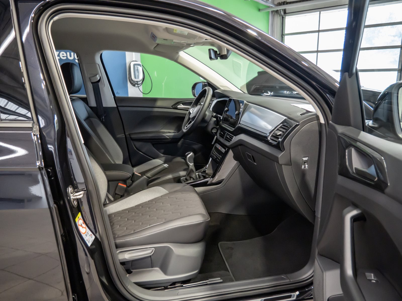 T-Cross Life 1.0 l TSI OPF  5-Gang 2xKlima ACC