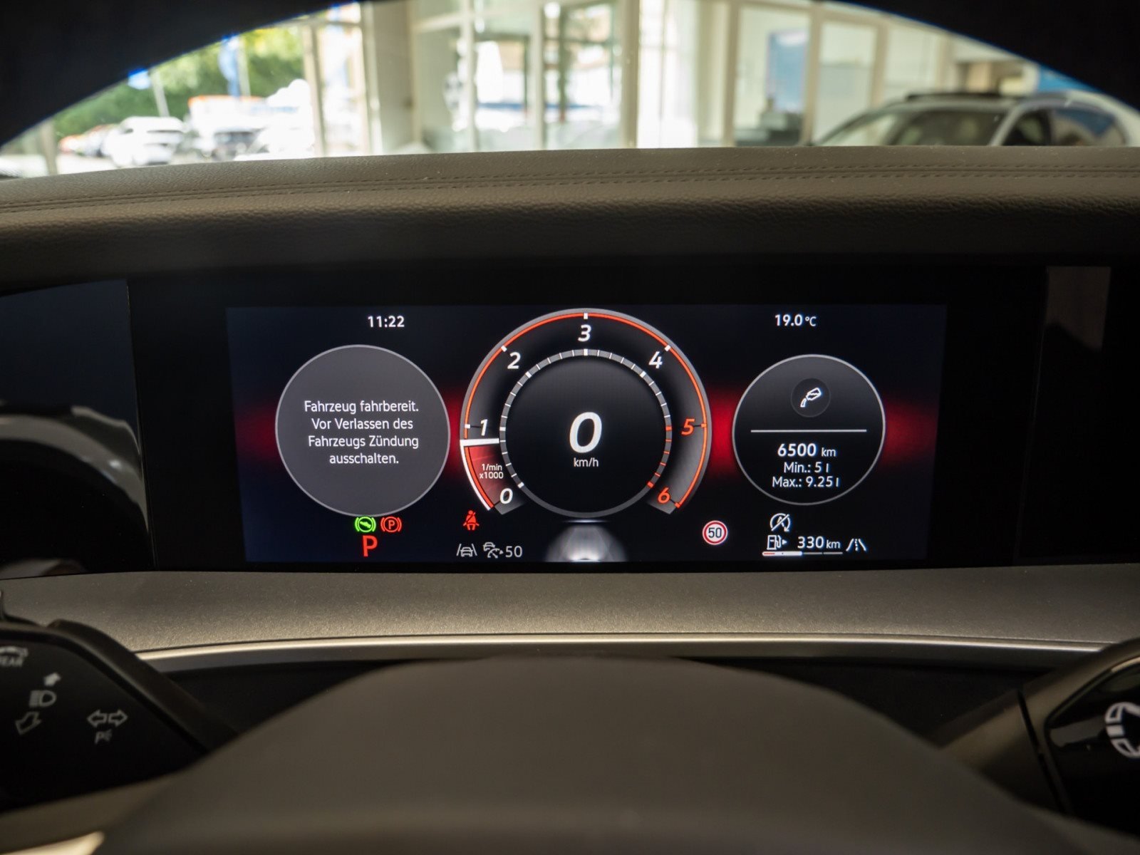 Tayron R-LINE TDI 4MOTION DSG+ALU 20+DCC PRO+HUD+PANO+LED-MATRIX+360°KAMERA