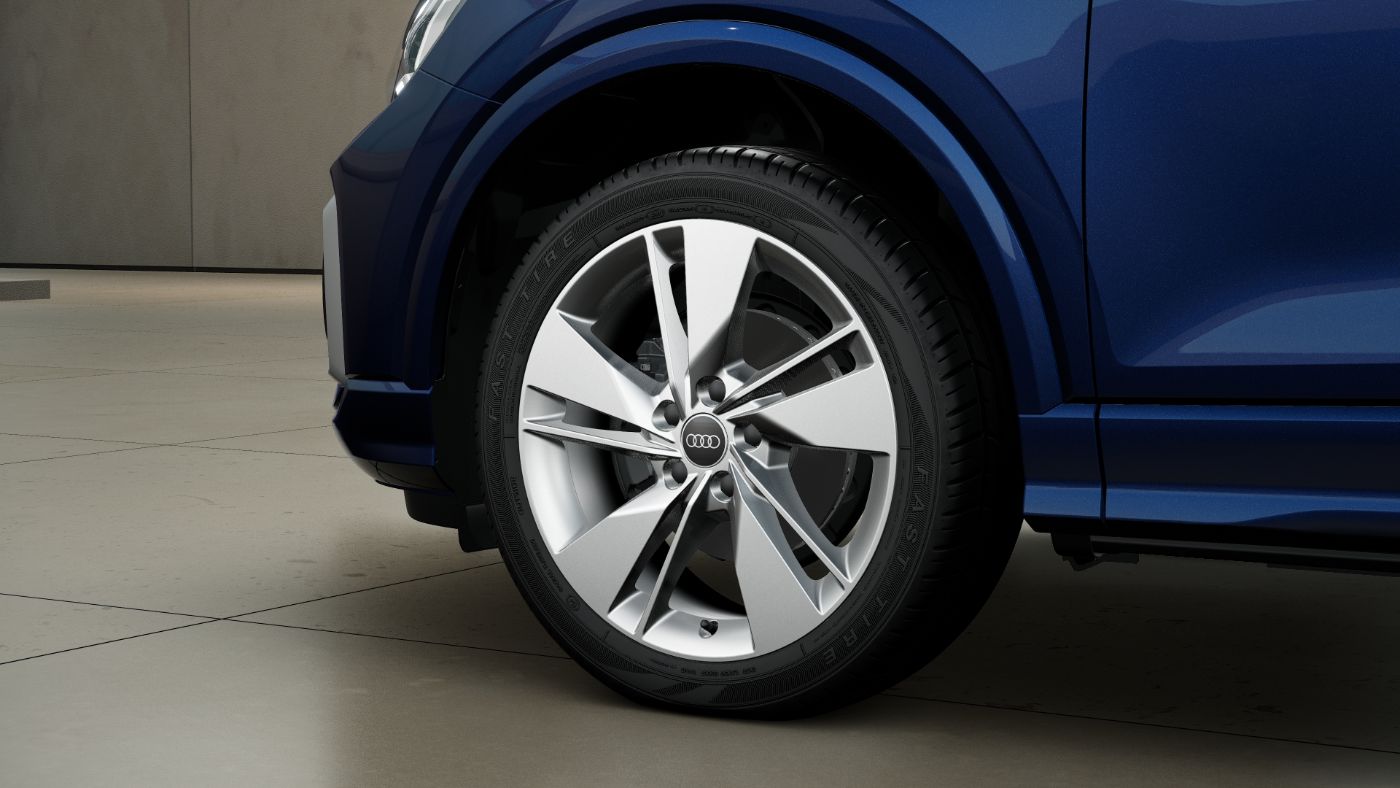 Q2 advanced 35 TFSI 110(150)  AHK Pano ACC AHK