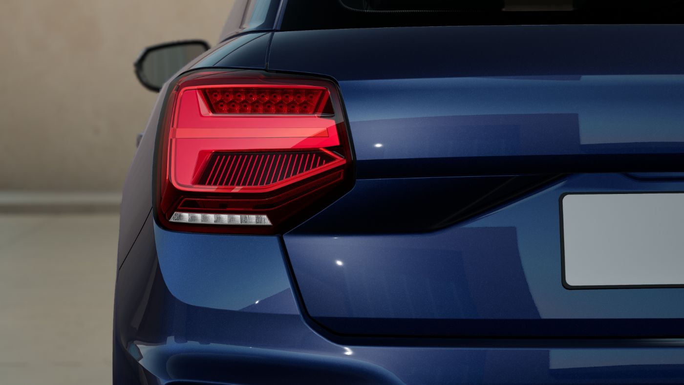 Q2 advanced 35 TFSI 110(150)  AHK Pano ACC AHK