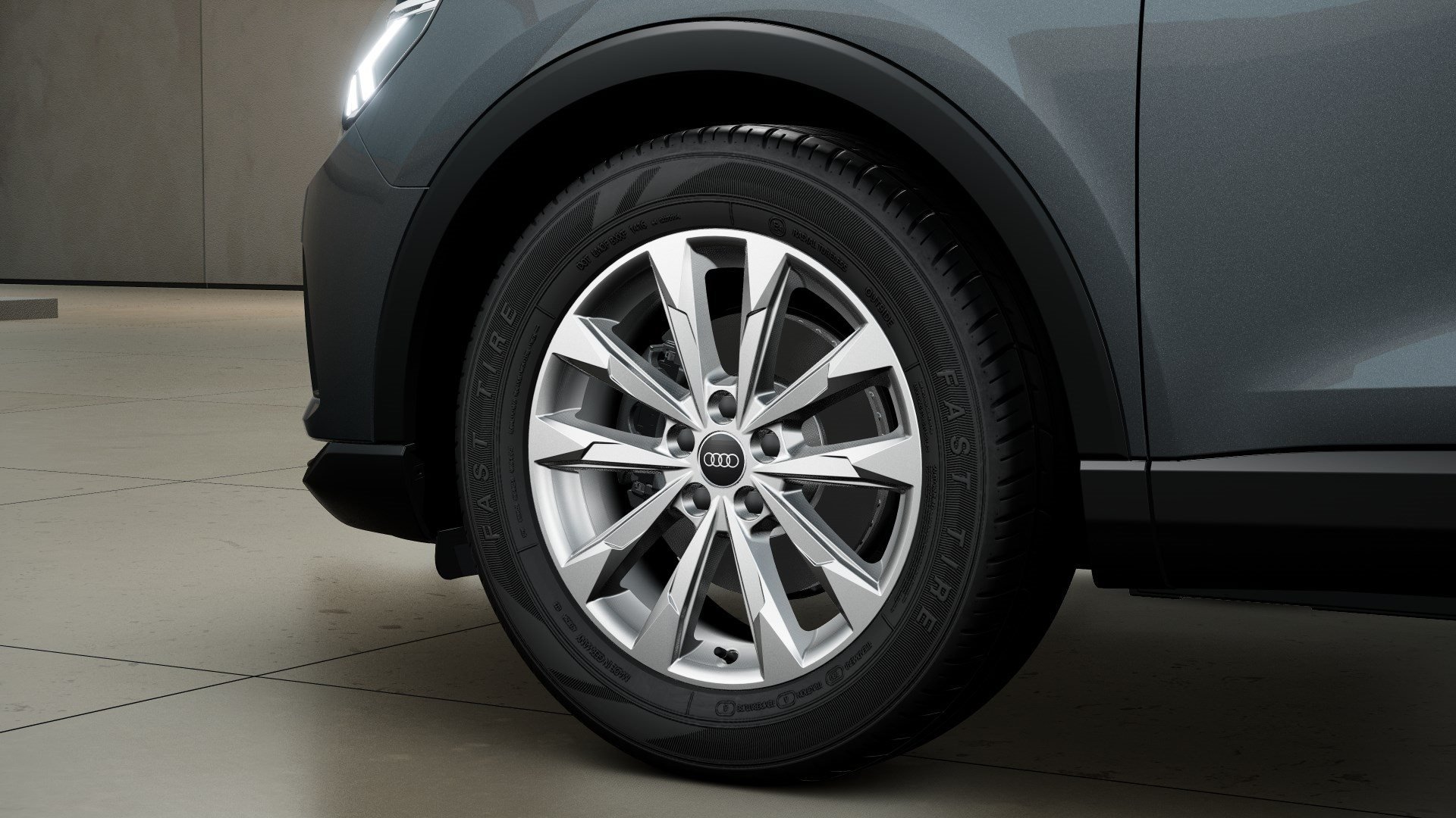 Q3 35 TFSI AHK Rückfahrkamera 2xKlima AHK AUT LM