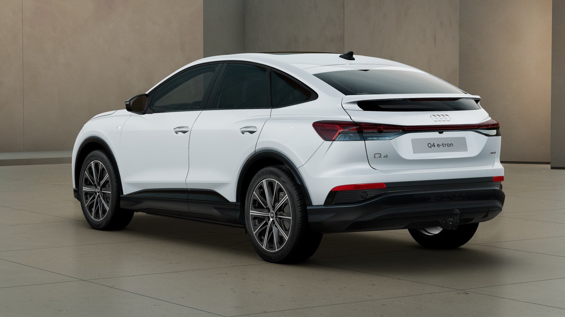 Q4 Sportback e-tron 45 e-tron quattro AHK Pano S line