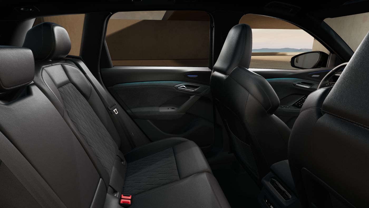 Q6 SUV e-tron performance 225 kW AHK