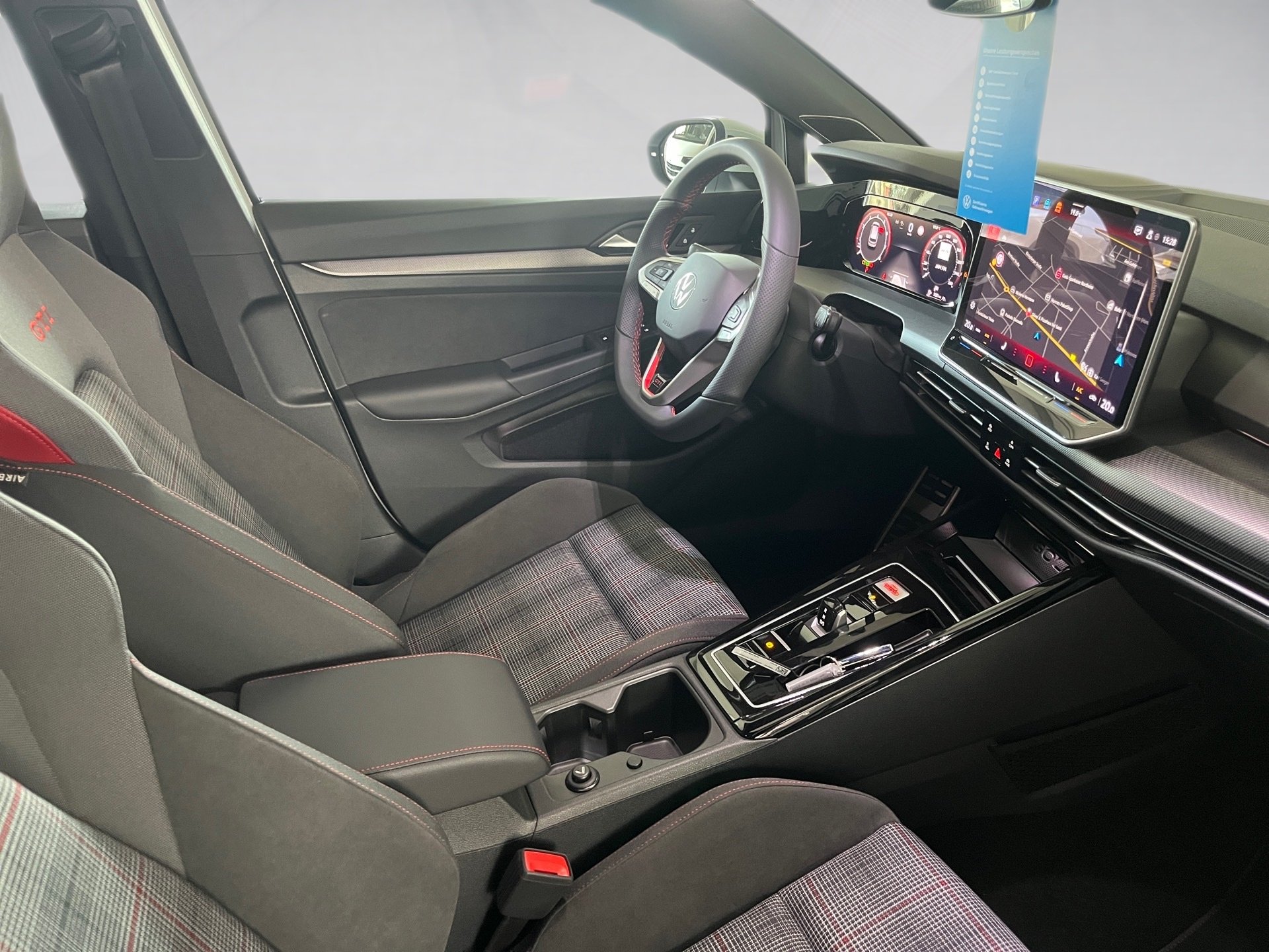 Golf GTI 2.0 l TSI OPF DSG 360 ACC AUT HUD Kam.