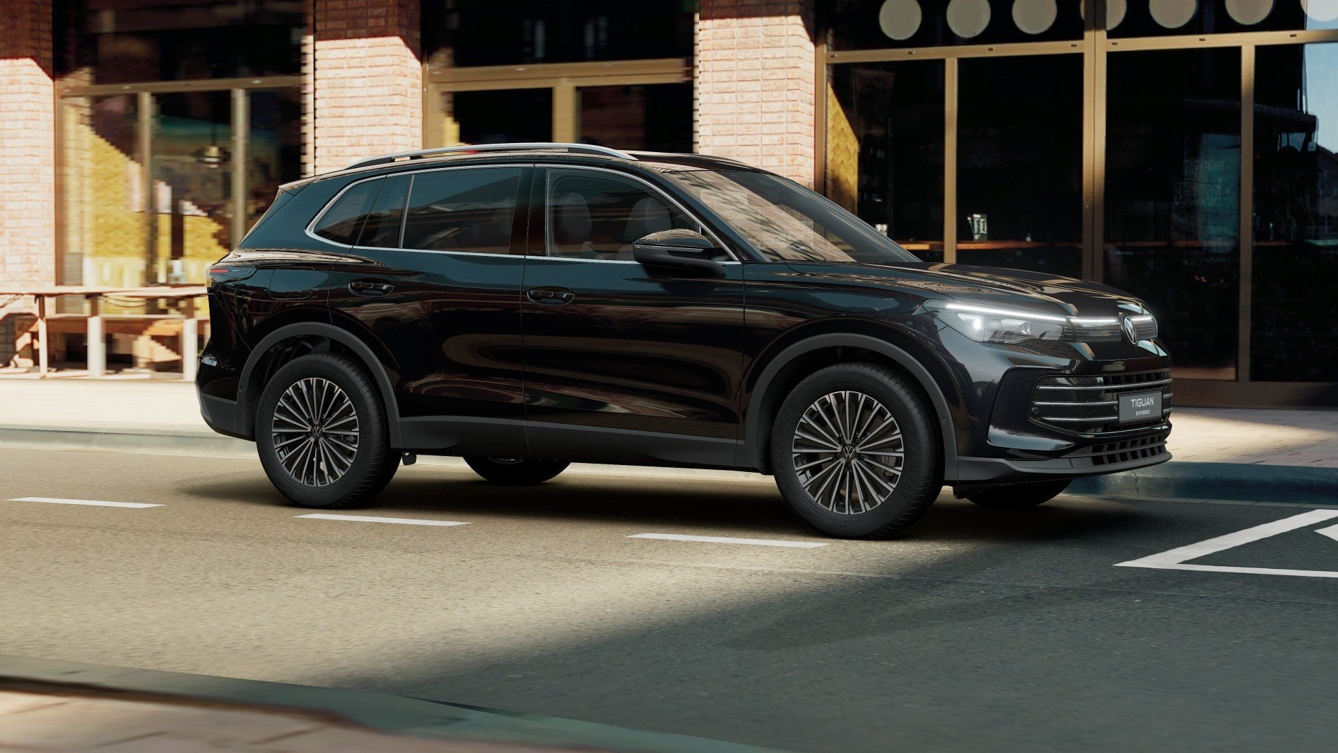 Tiguan ELEGANCE e-HYBRID DSG+AHK+ALU 18+RÜCKFAHRKAMERA+PANO+PARK ASSIST+LED-PLU