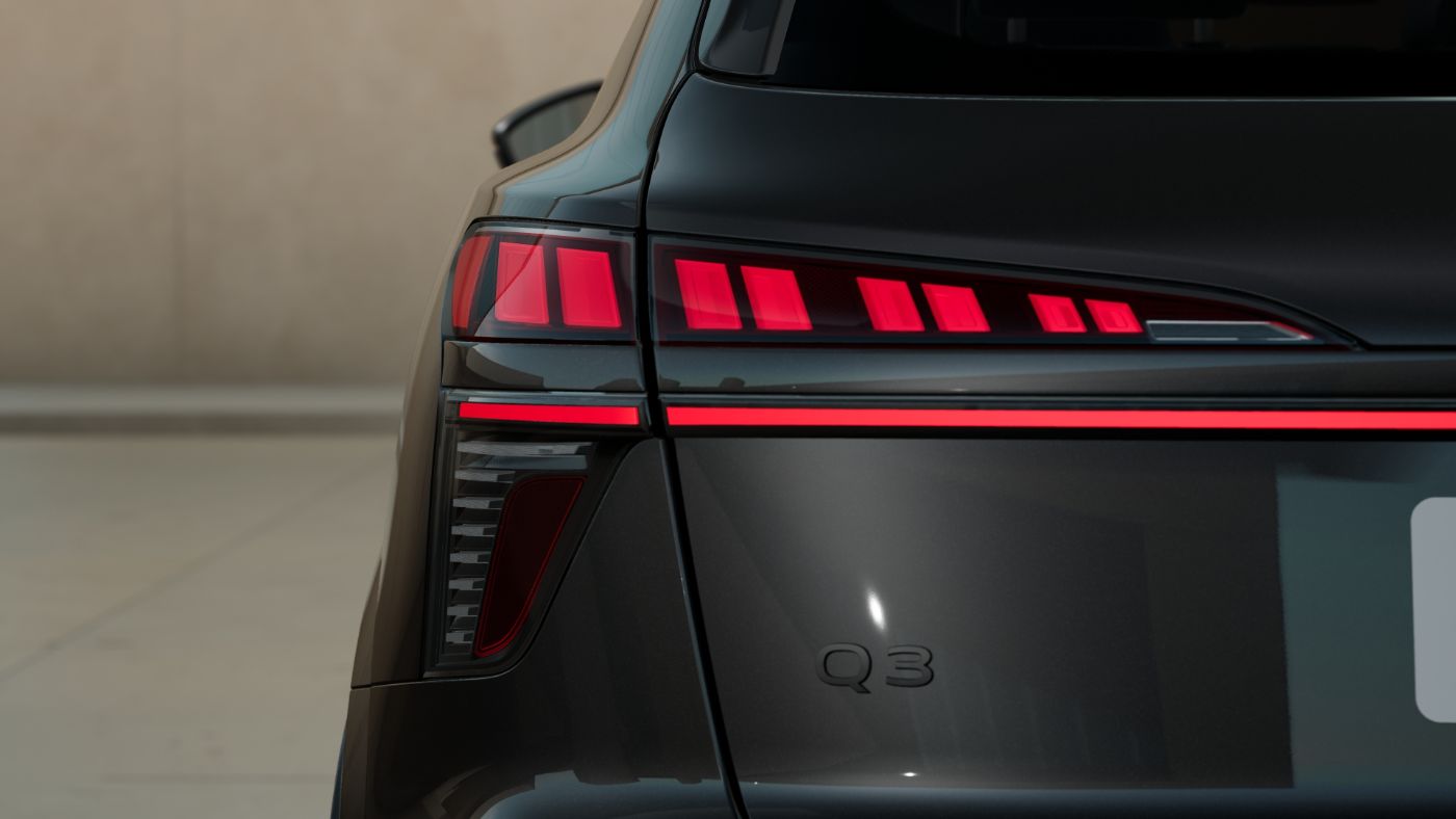 Q3 e-hybrid 200 kW neues Modell Vorb. AHK Rückfahrkamera