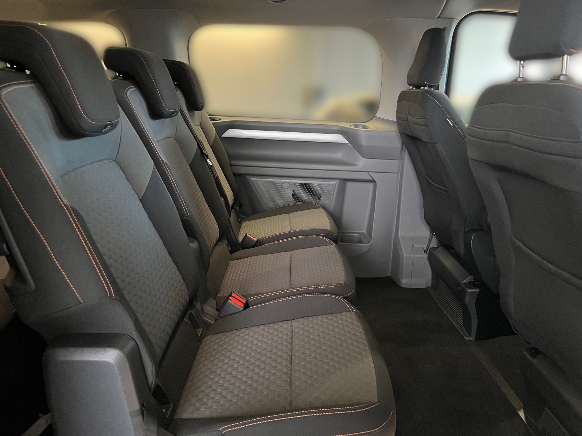 Transporter Caravelle PAN AMERICANA+ALU 19PANO+KLIMA+RÜCKFAHRKAMERA+APP CONNECT+LED+AHK