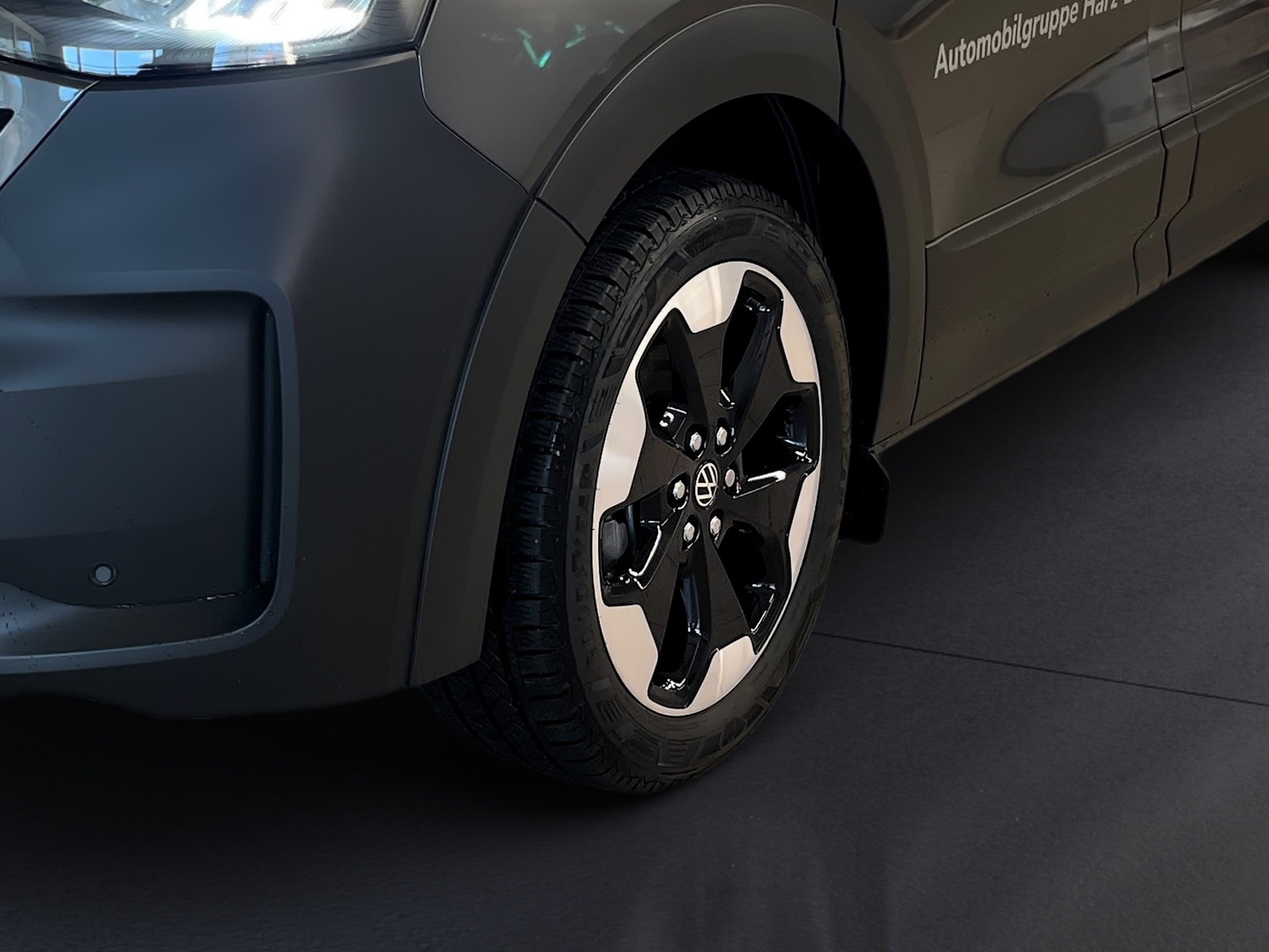 Transporter Caravelle PAN AMERICANA+ALU 19PANO+KLIMA+RÜCKFAHRKAMERA+APP CONNECT+LED+AHK