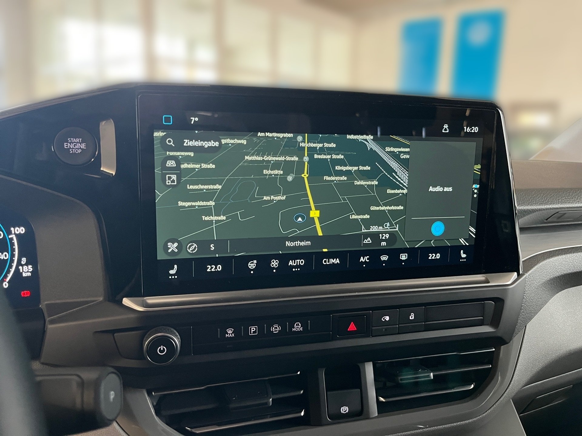 Transporter Caravelle PAN AMERICANA+ALU 19PANO+KLIMA+RÜCKFAHRKAMERA+APP CONNECT+LED+AHK