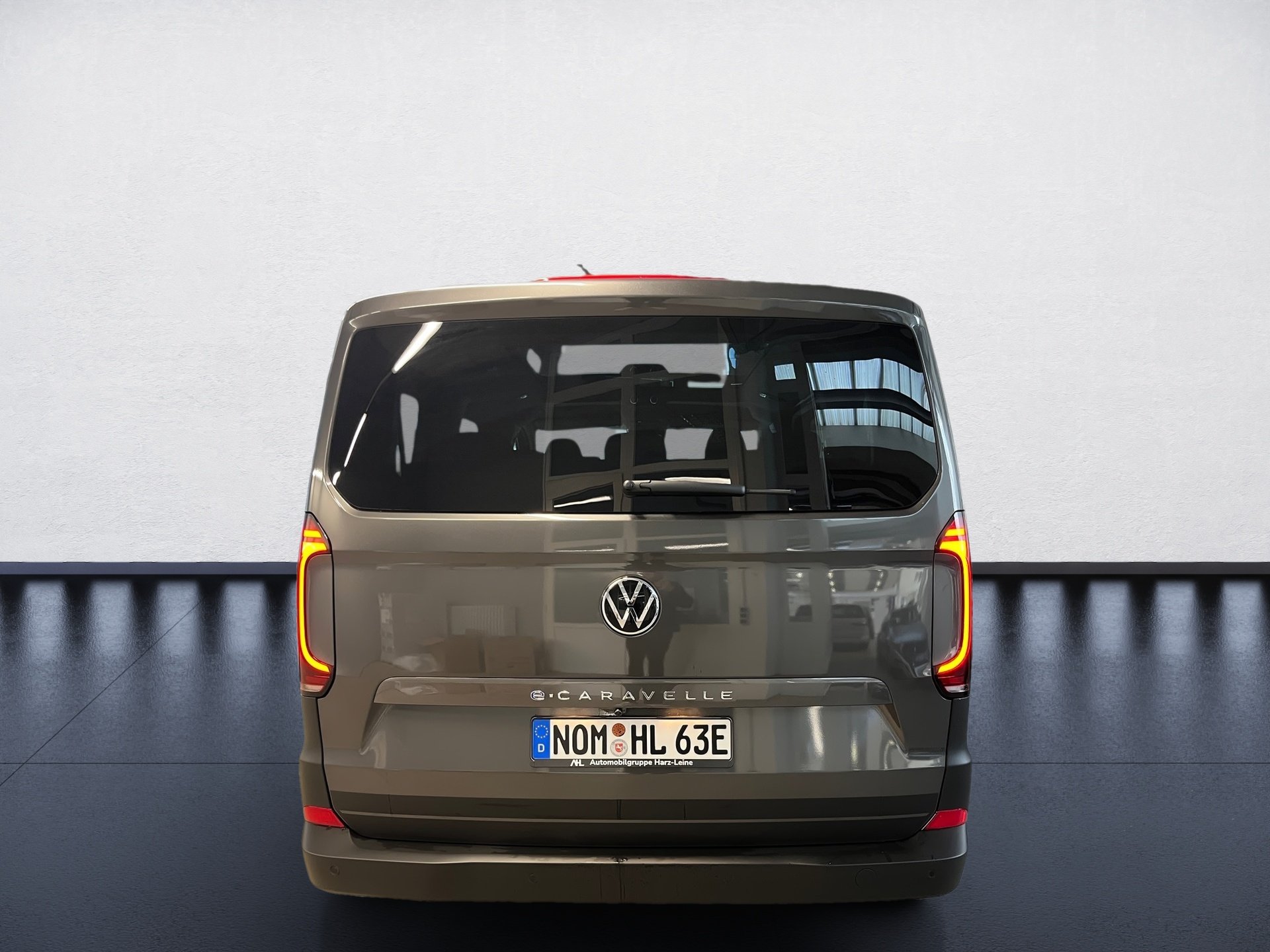 Transporter Caravelle PAN AMERICANA+ALU 19PANO+KLIMA+RÜCKFAHRKAMERA+APP CONNECT+LED+AHK