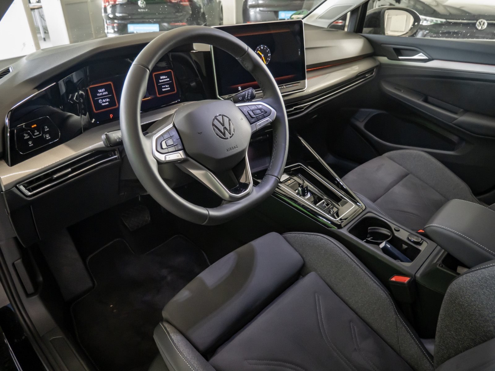 Golf VIII STYLE e-HYBRID DSG+ALU 18+ACC+LED+RÜCKFAHRKAMERA+APP CONNECT+KLIMA